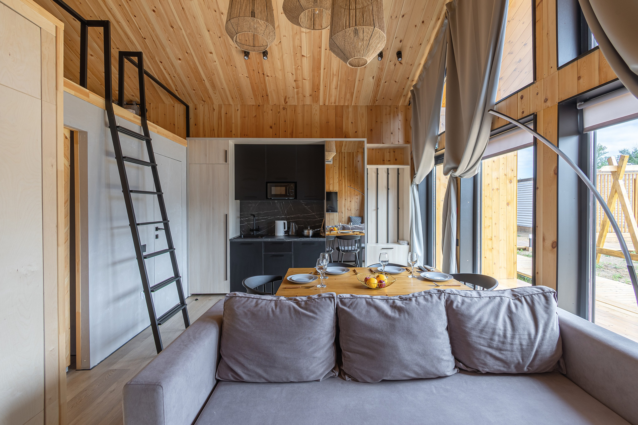 Номадик. Фотограф и видеограф в Улан-Удэ: Аюна Габагуева и Артём Шаханов