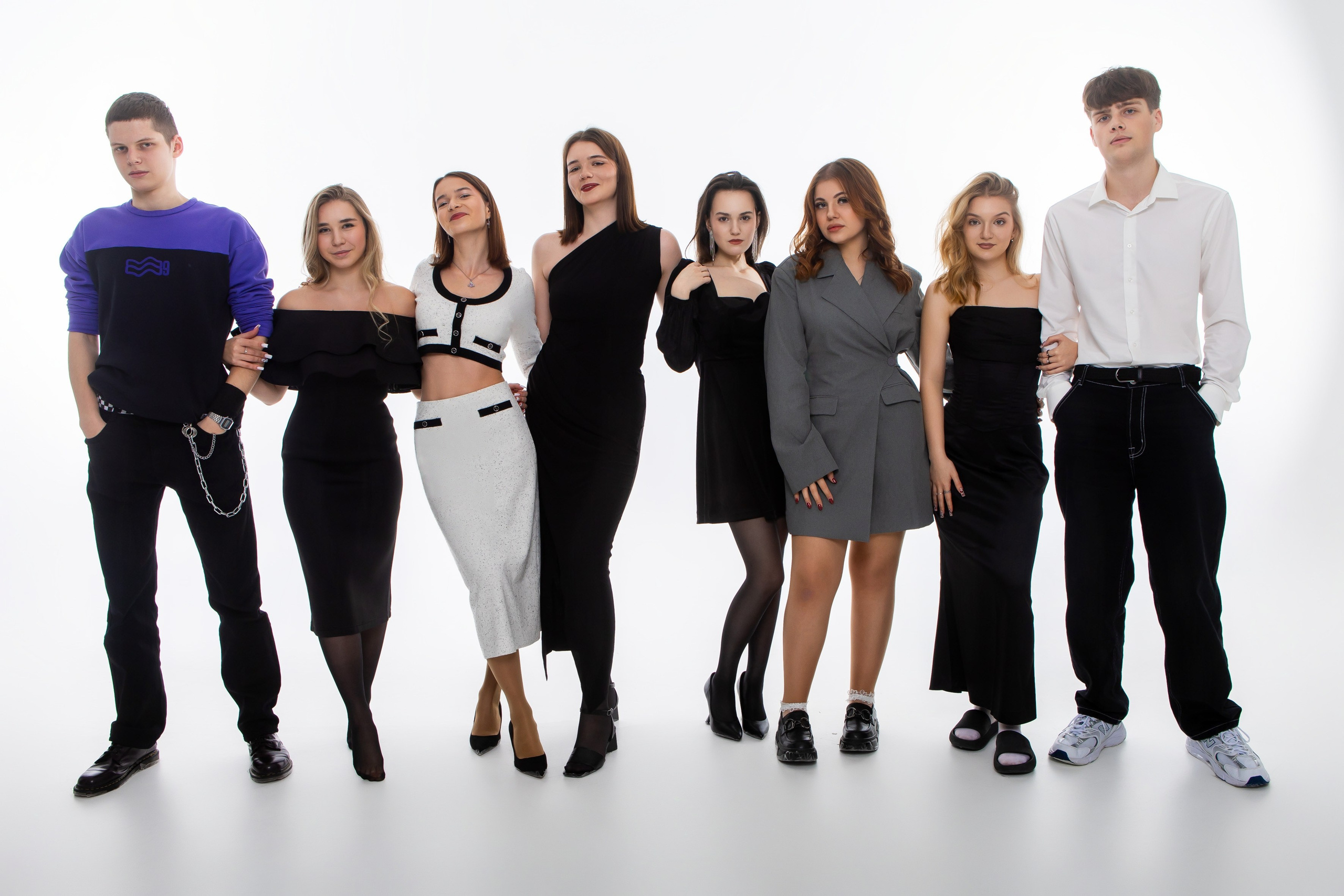 Студия Гимназия 12 11 А 2024 г. Свадебный и портретный Фотограф в Липецке Дмитрий Котюков