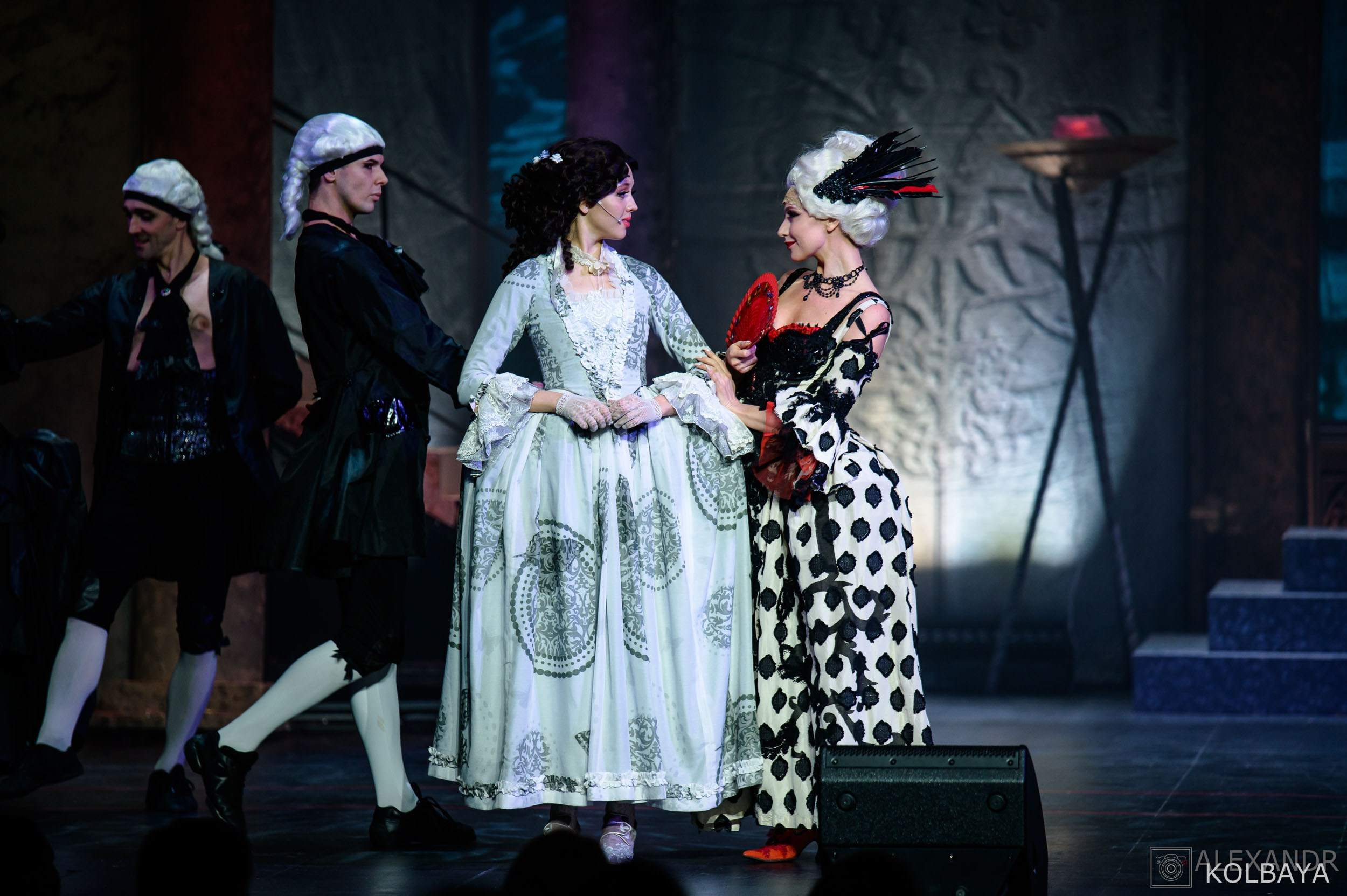 Опасные связи. Концертный и театральный репортажный фотограф в Москве Александр Колбая