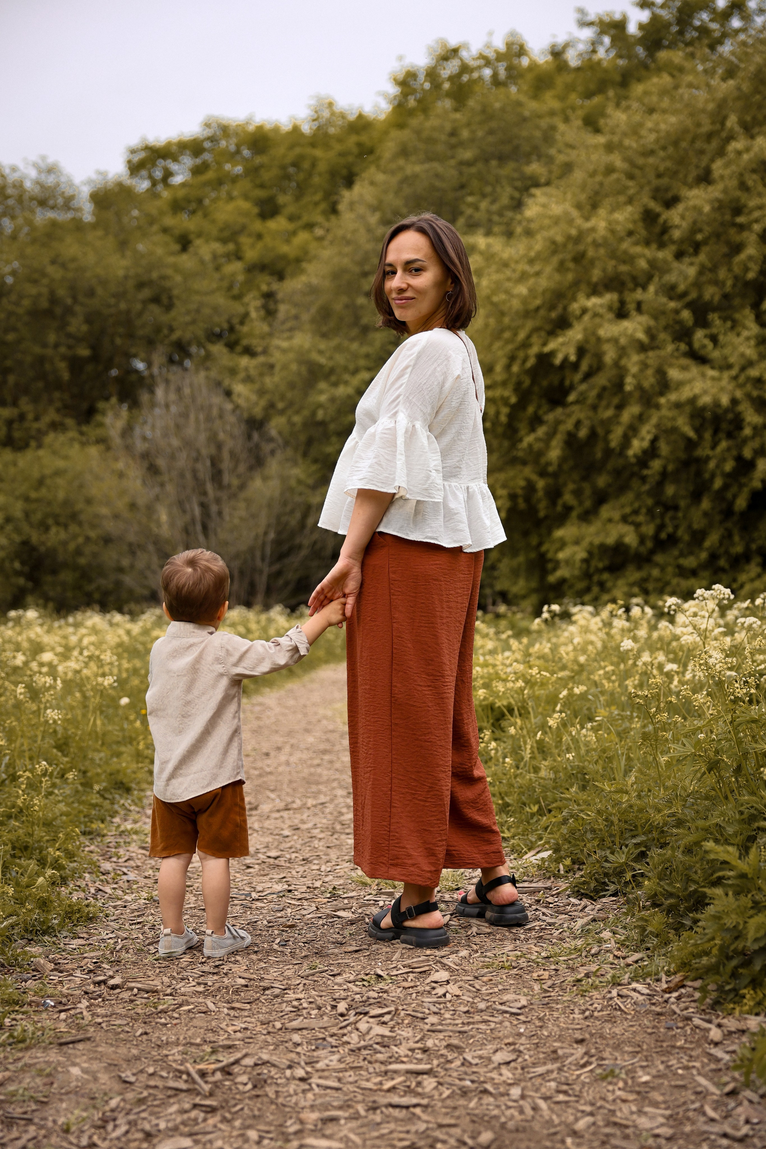 Прогулка в парке. Катя и Платон. Ваш семейный newborn и lifestyle фотограф в СПБ Наталья Журавлева