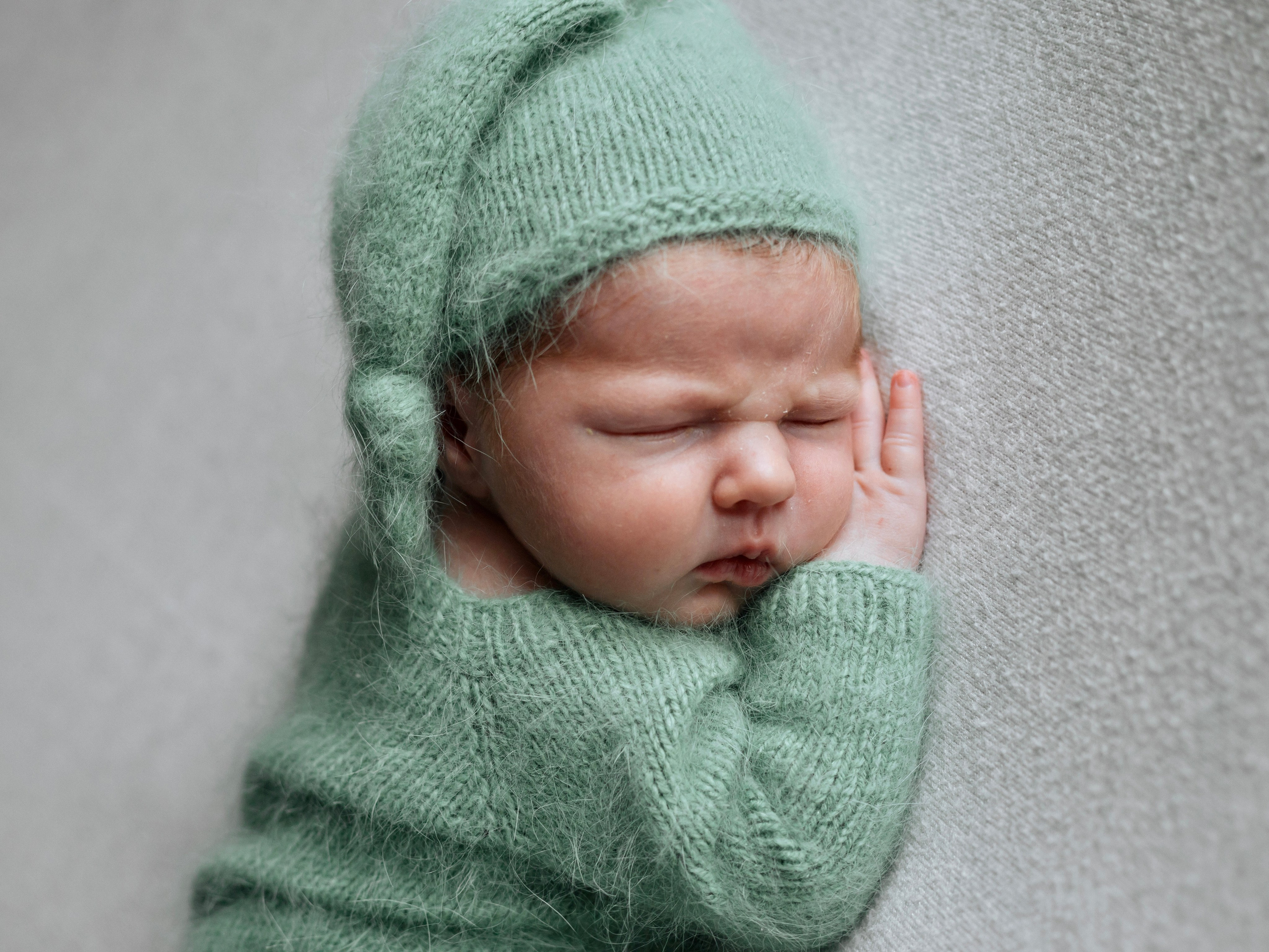 Фотограф новорожденных Химки, Красногорск, Мытищи и Москва Елена Третьяк