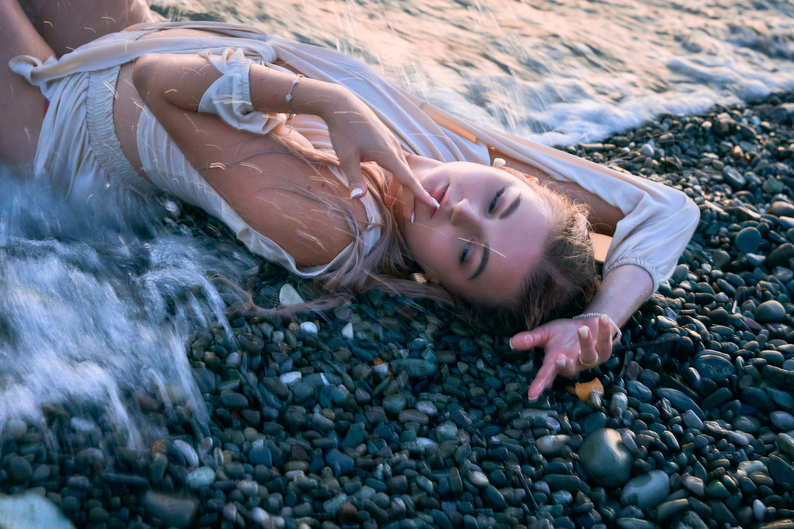 Фотовечер на берегу моря. Индивидуальный фотограф в Сочи Владимир Чудинов