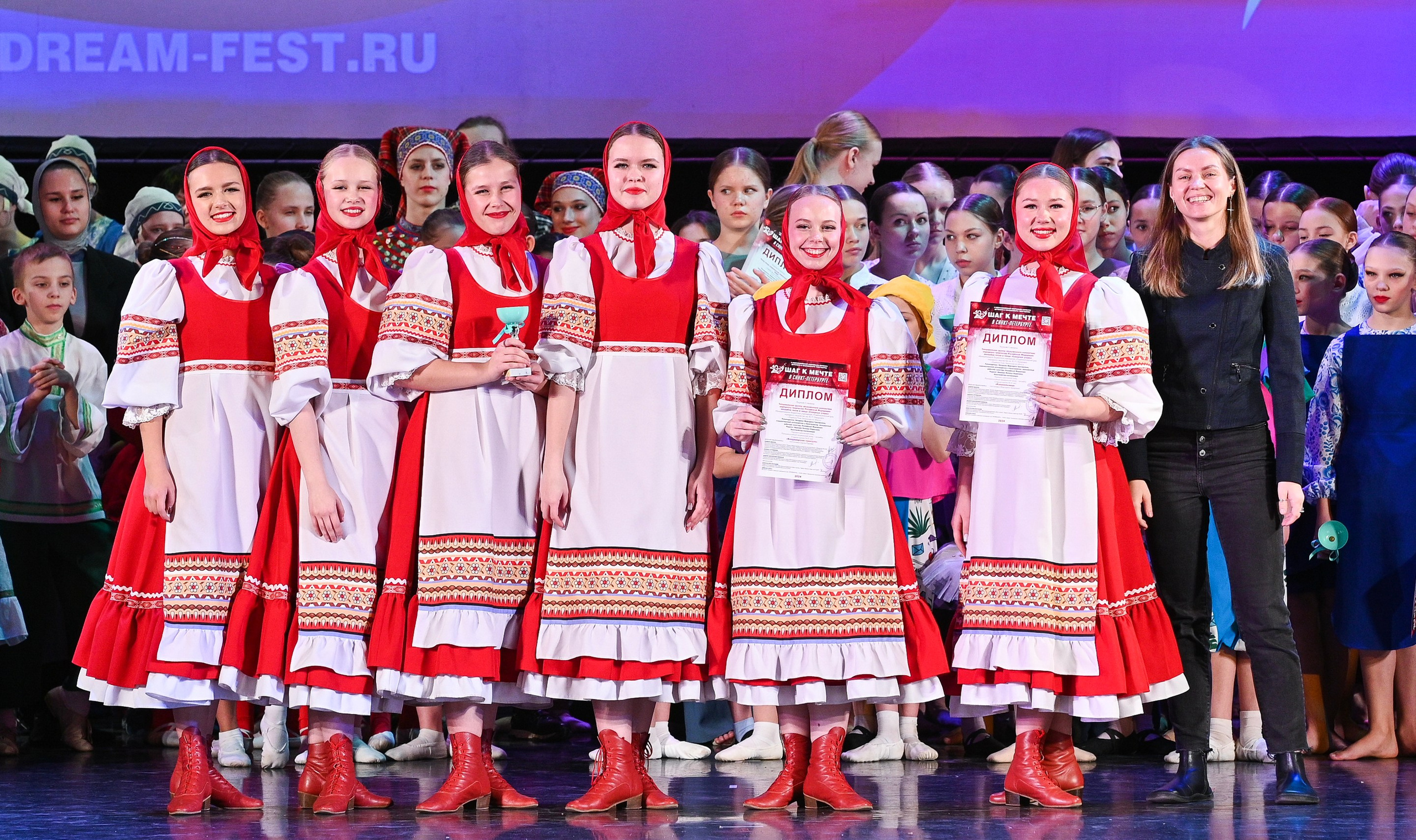 07.12.2024 Фестивальное движение «Шаг к мечте» г. Санкт-Петербург. Медиастудия Фото Концепт