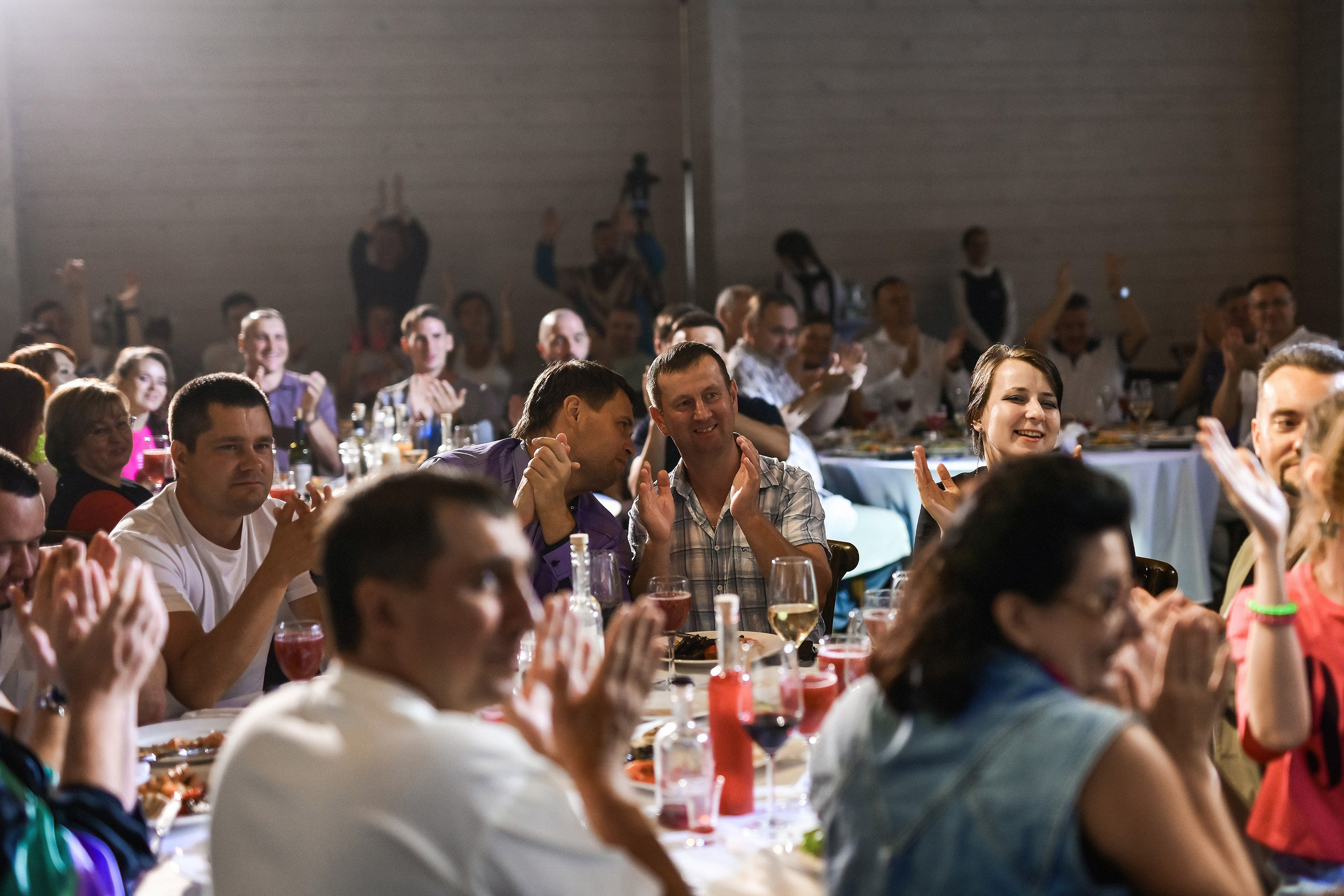 📸 Фоторепортажи с корпоративов и юбилеев в Красноярске | Примеры работ. 📸 Свадебный и семейный фотограф в Красноярске Тихомиров Евгений | 17 лет опыта | 800+ свадеб