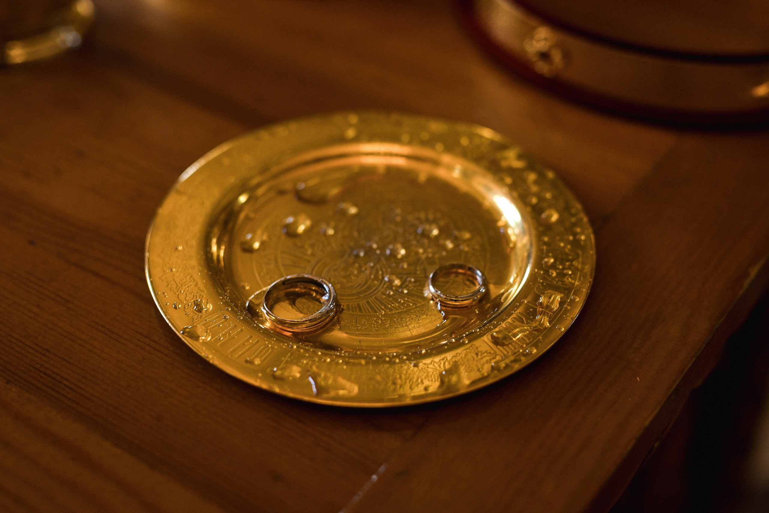 Фотосъемка венчания в церкви в Красноярске. 📸 Свадебный и семейный фотограф в Красноярске Тихомиров Евгений | 17 лет опыта | 800+ свадеб