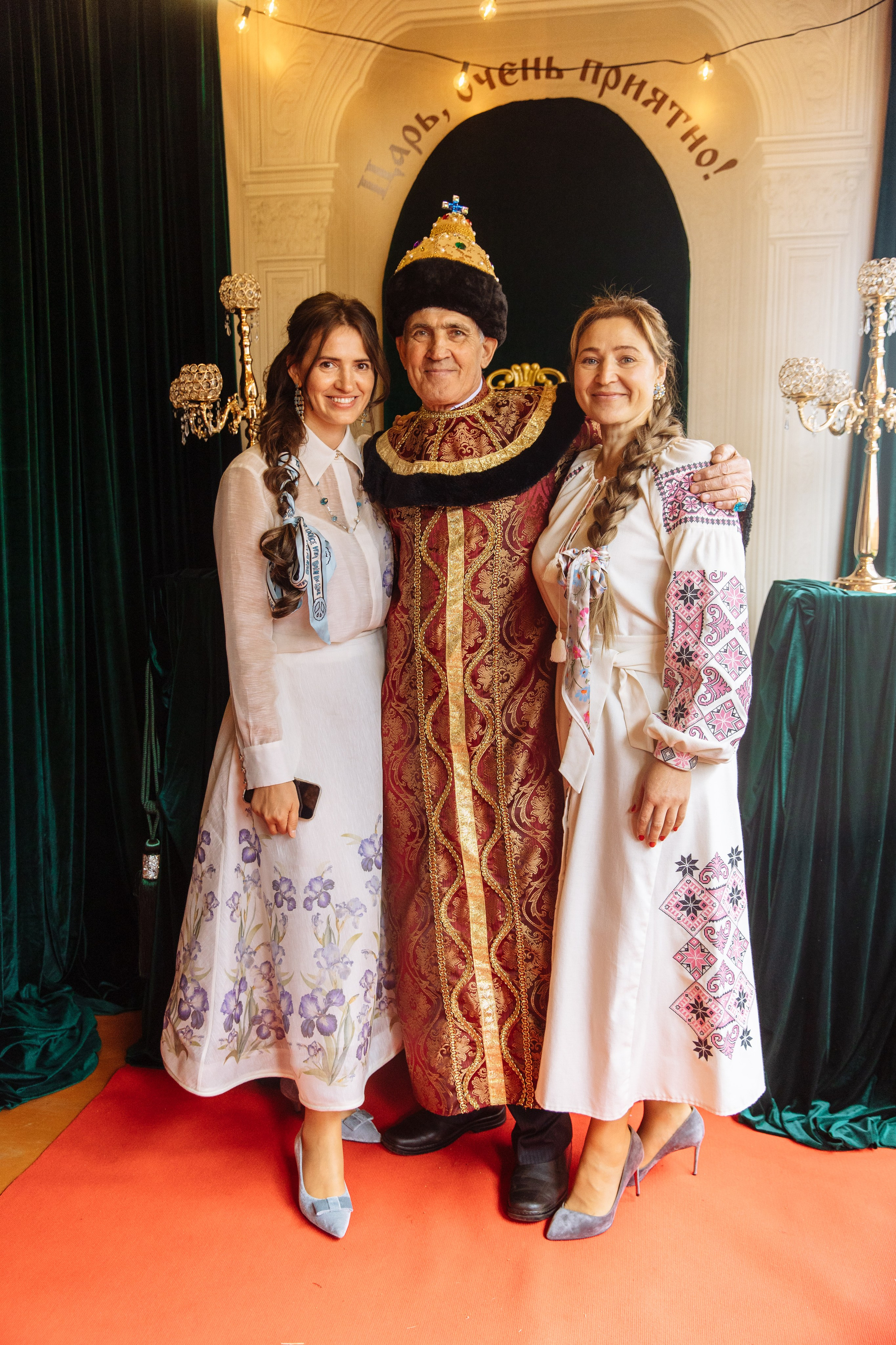 «Иван Васильевич меняет профессию» Юбилей. Свадебный и семейный фотограф в Улан-Удэ