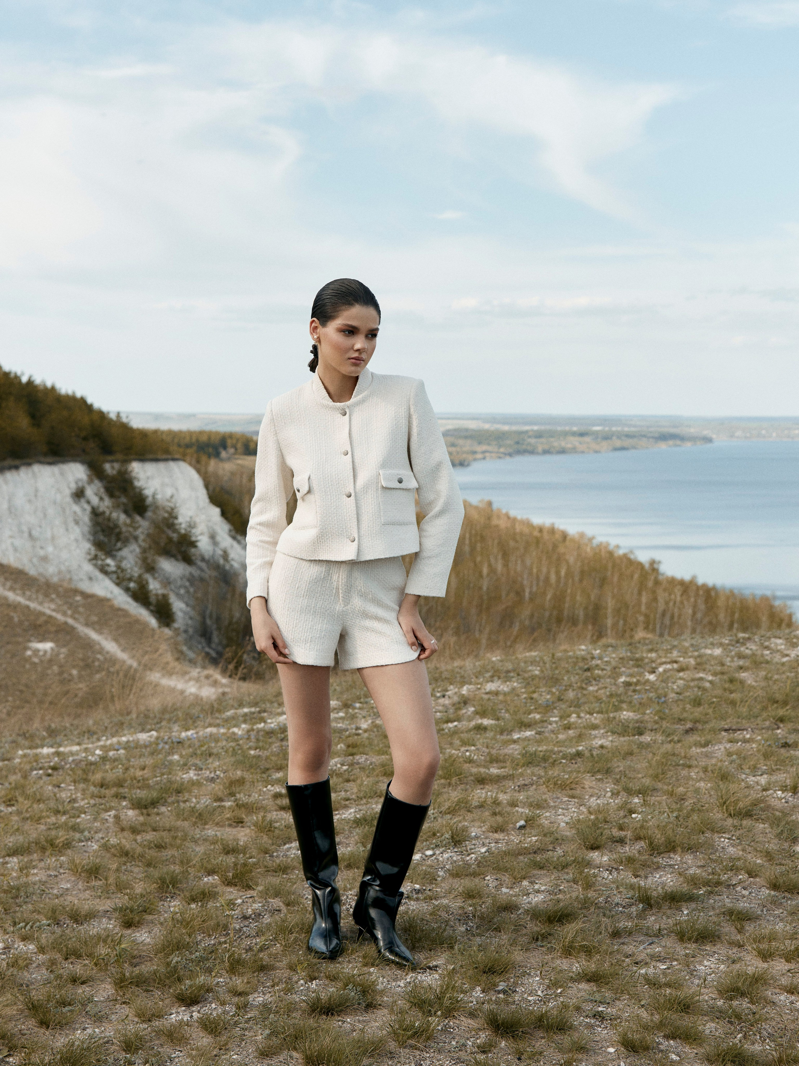 Софья Белова. Съёмка одежды для маркетплейсов и брендов Morozova Production