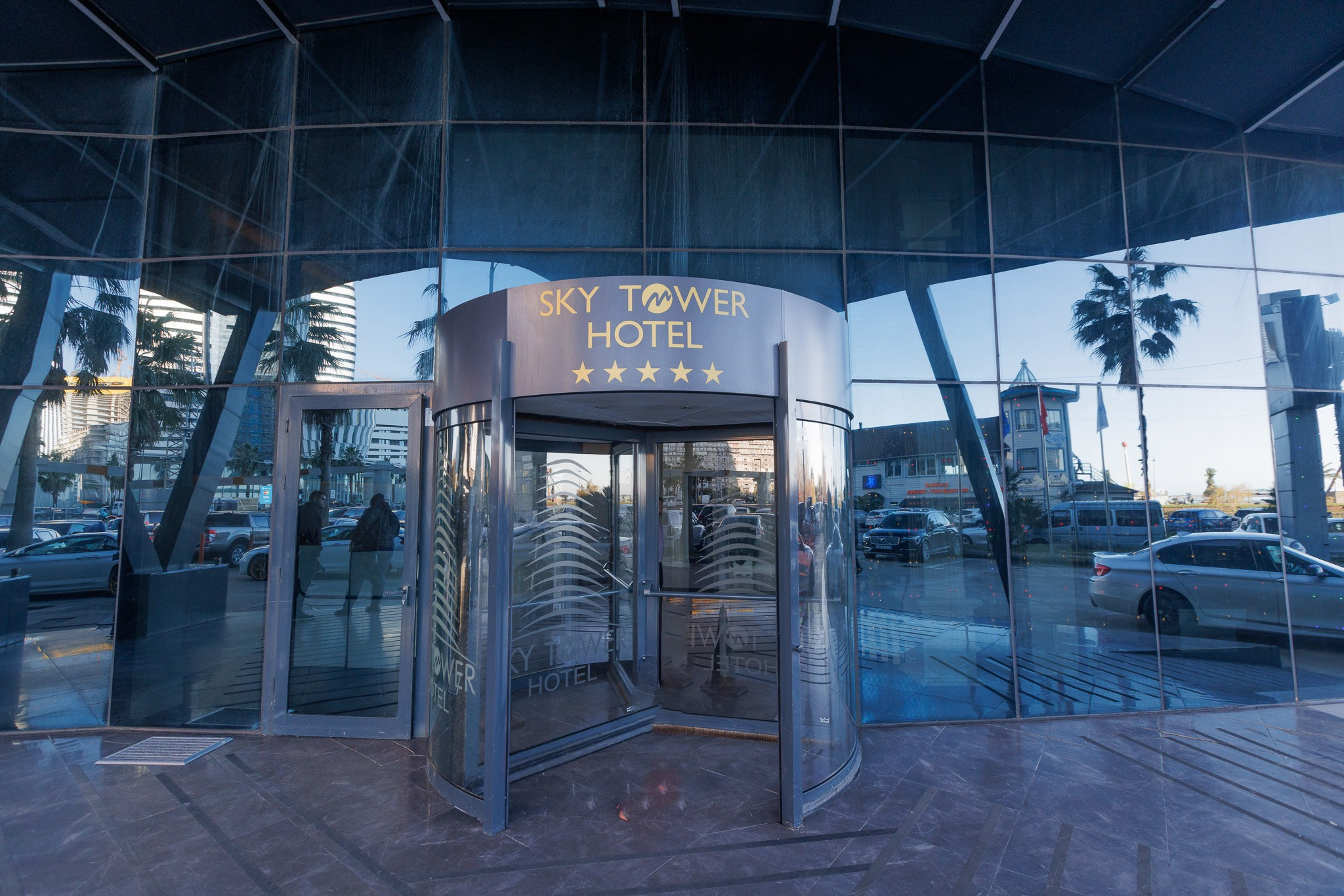 SKY TOWER (METRO CITY). Режиссёр, клипмейкер, фотограф — Андрей Охота