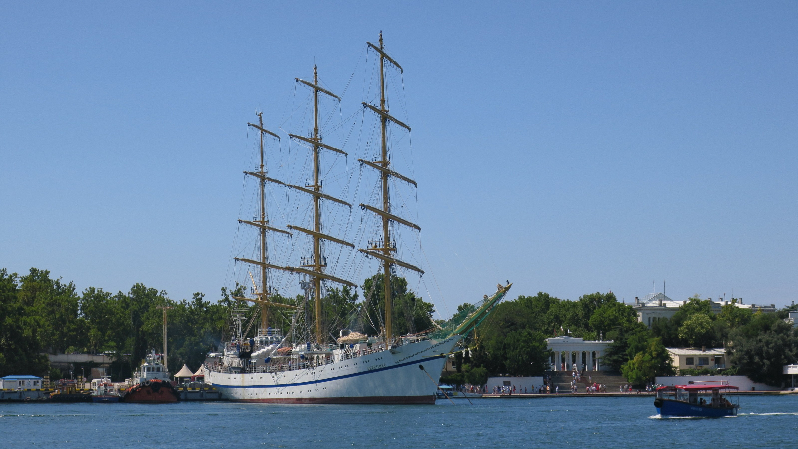 Крым 2018 г. Улица, люди, жизнь…