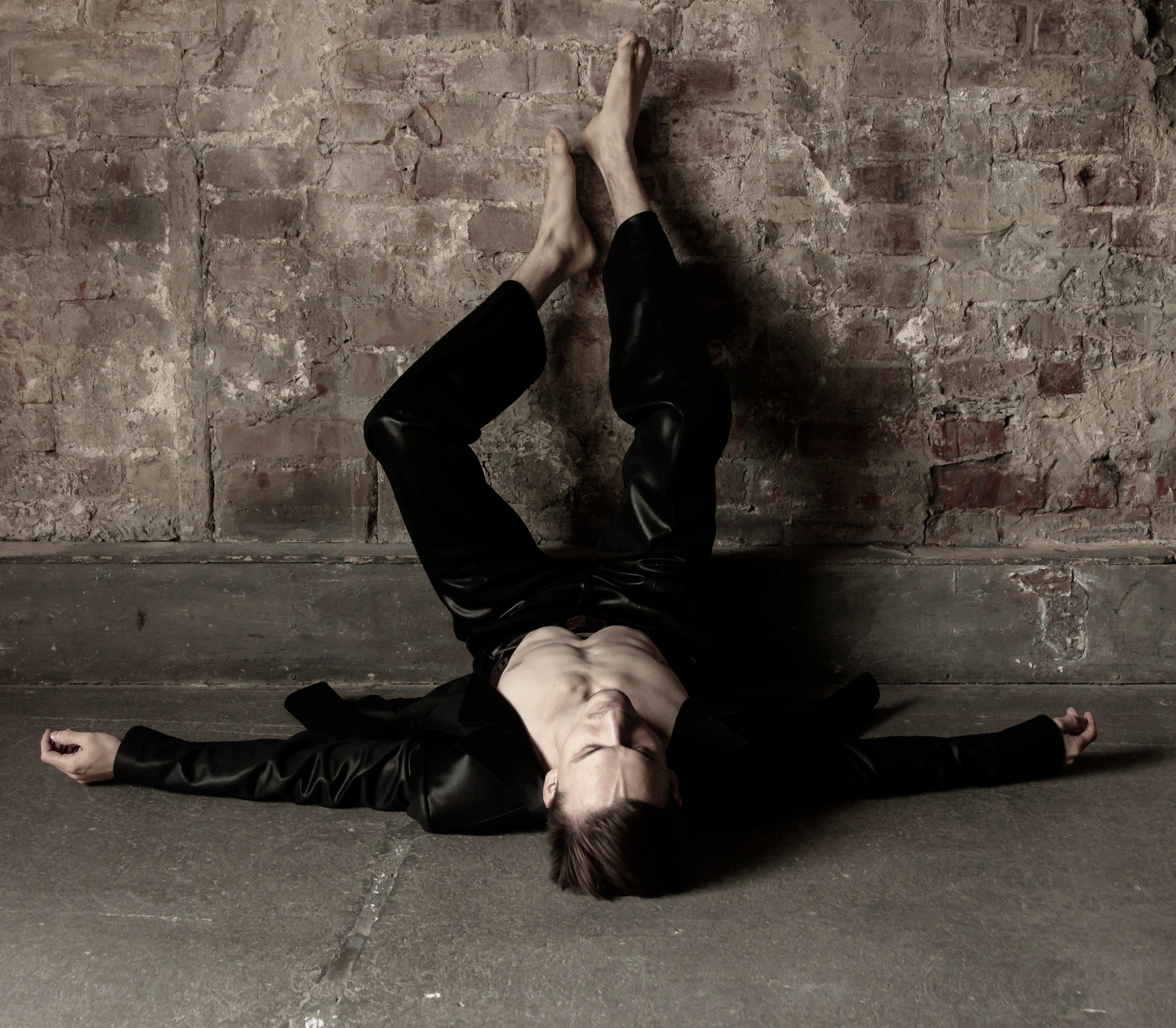 Фотосессия «Черное пальто». Портретный фотограф в Москве и Московской области Гнутиков Сергей