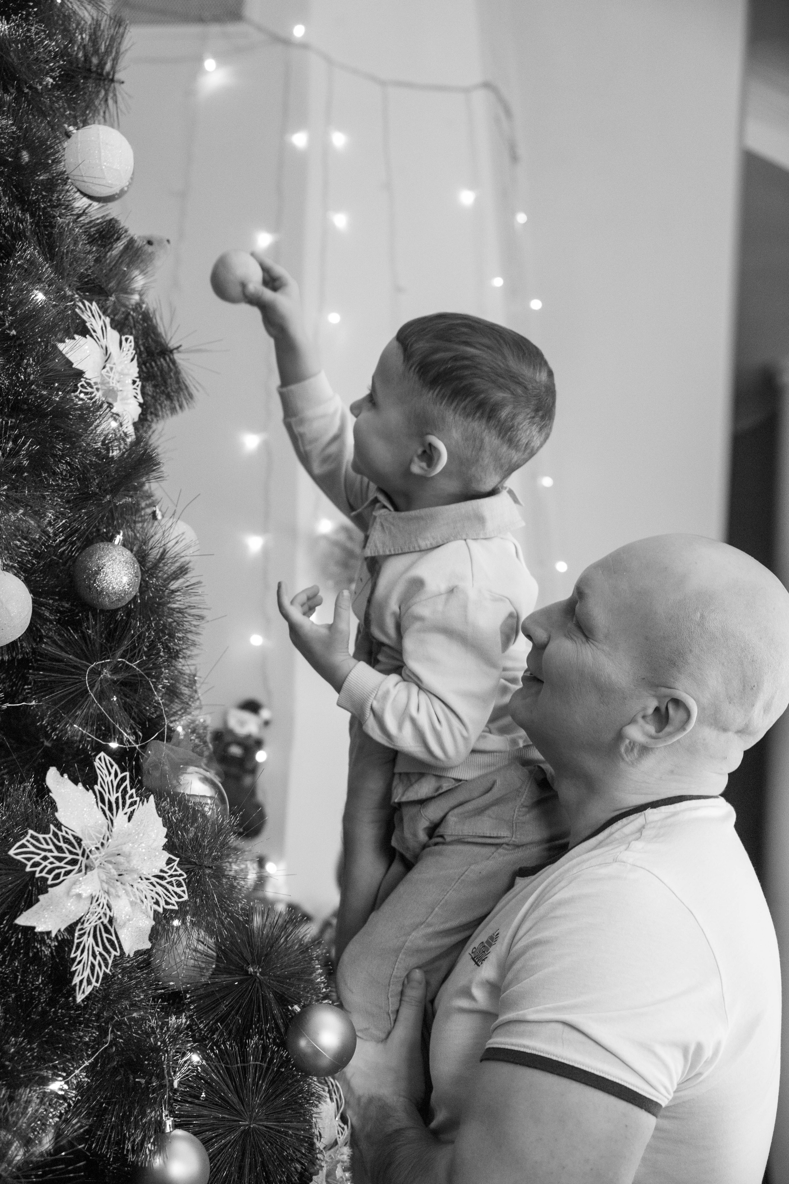Новогодняя. Дёма и родители. Фотограф Лапочкина Татьяна