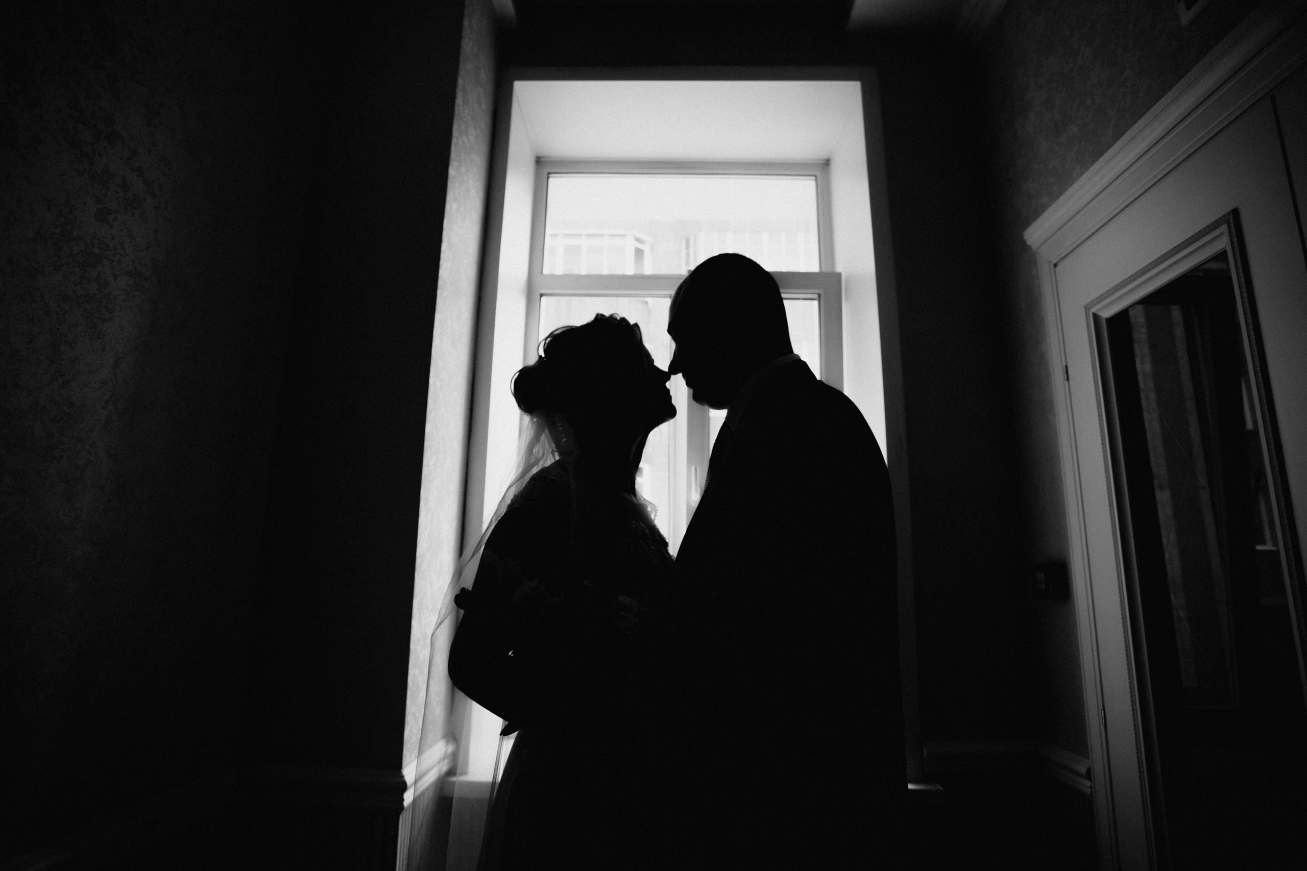 Милая фотосессия у храма. Свадебный и семейный фотограф в Новокузнецке Светлана Числова