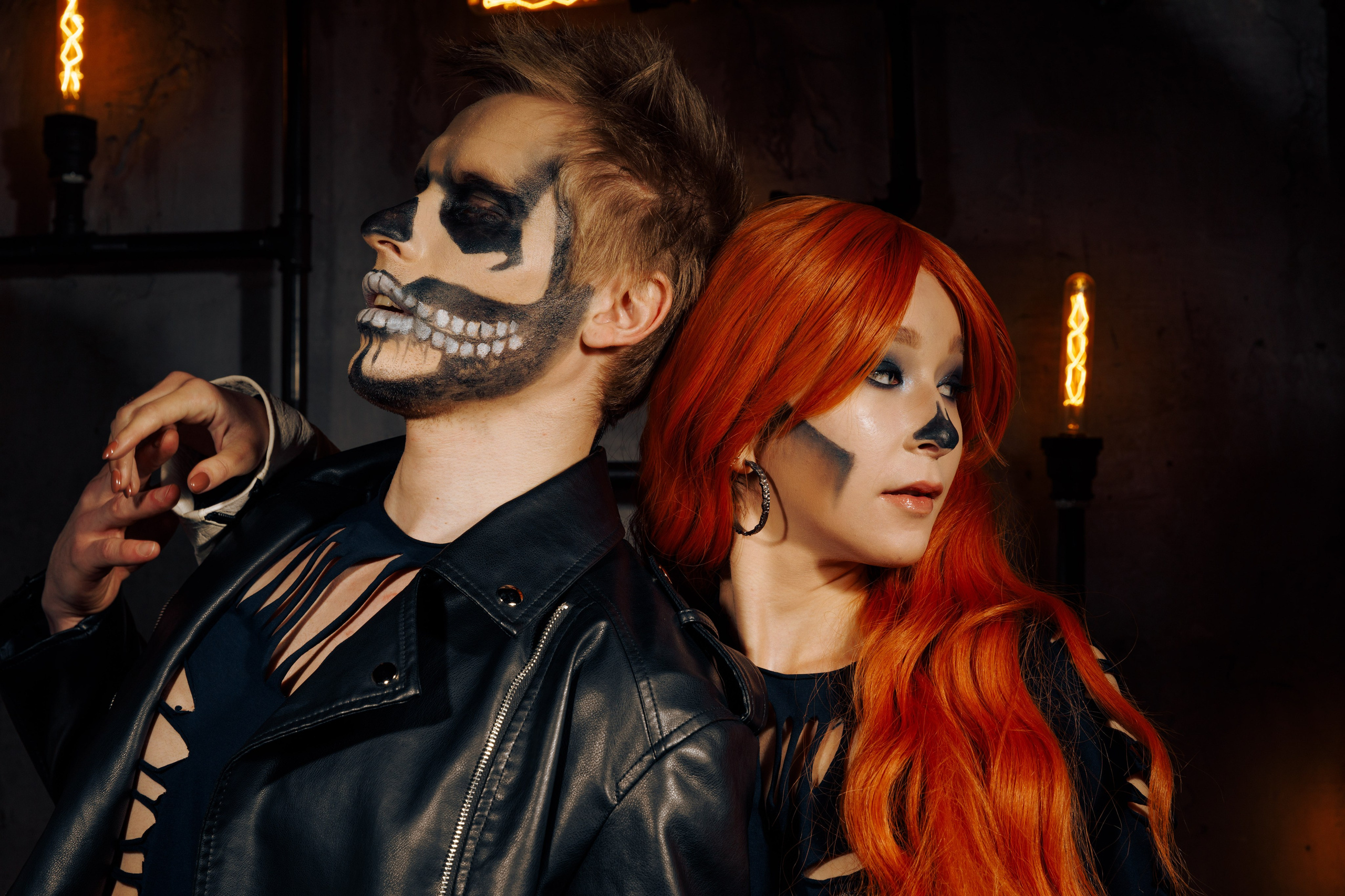 День мертвых пара в гриме скелетов рыжий парик хэллуин