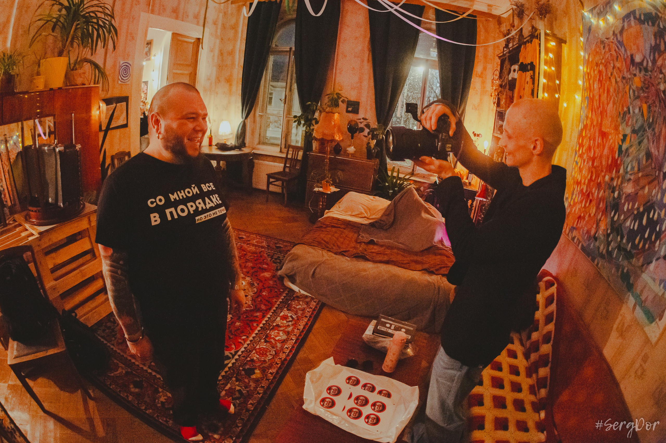 Рома Гонза, Ваня Пинженин, Квартирник у Мищенко, поэты, стихи, совершеннолетие, Санкт-Петербург, Питер, 16.11.2024, SergDor, 16 ноября 2024 года, #SergDor