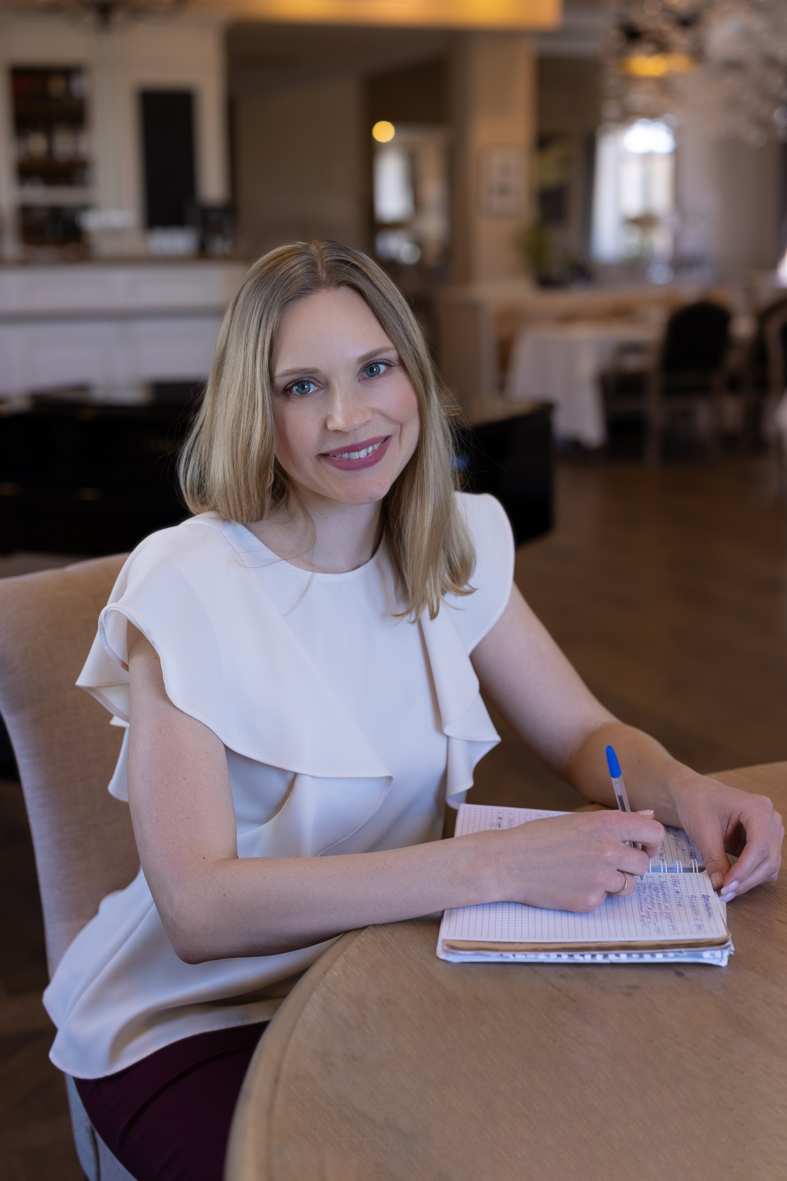 Продающий контент для экспертов и предпринимателей. Фотограф в Москве Талызина Наталья