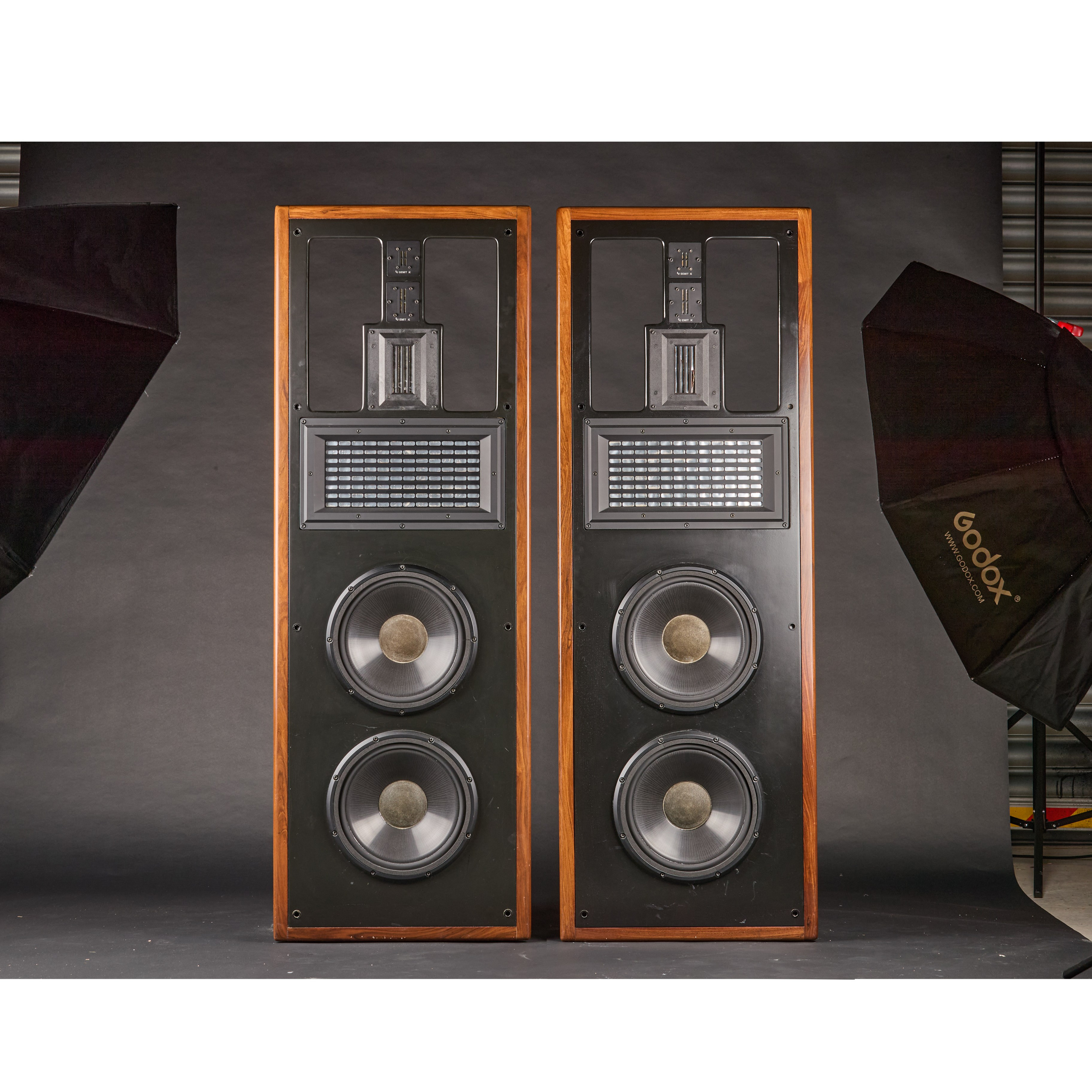 Предм имейджи AB. НЕПОСТАЕВ СЕРГЕЙ | РЕТУШËР