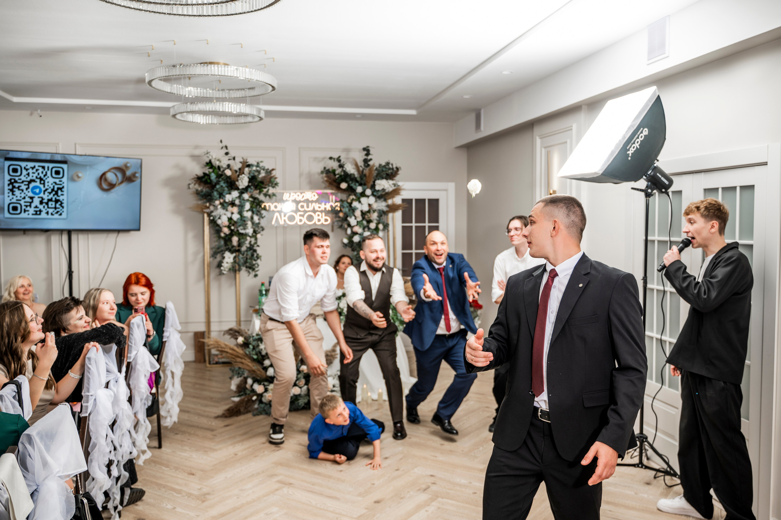 Арина & Артём. Фотограф самых запоминающихся моментов Вашей жизни