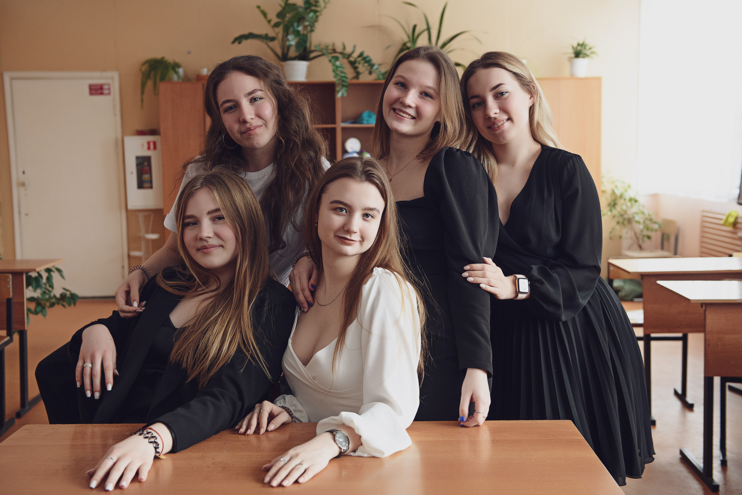 Выпускные альбомы Череповец. Выпускные альбомы для школьников в Череповце