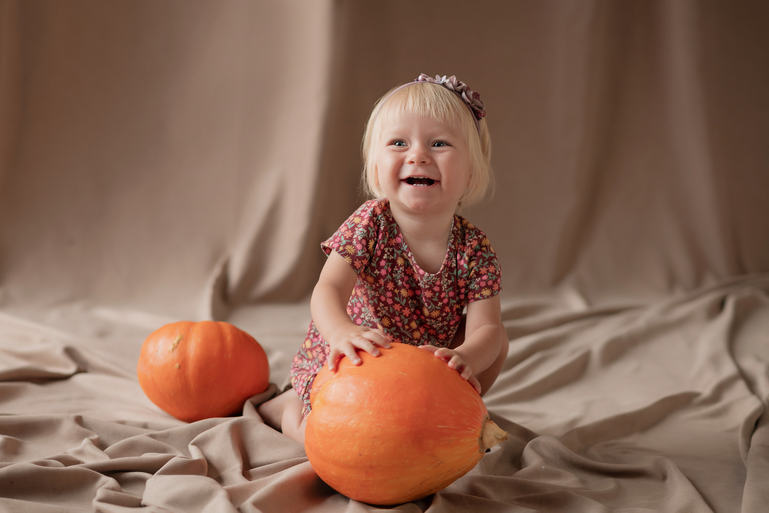 Один годик девочке. Выпускные альбомы для школьников в Череповце