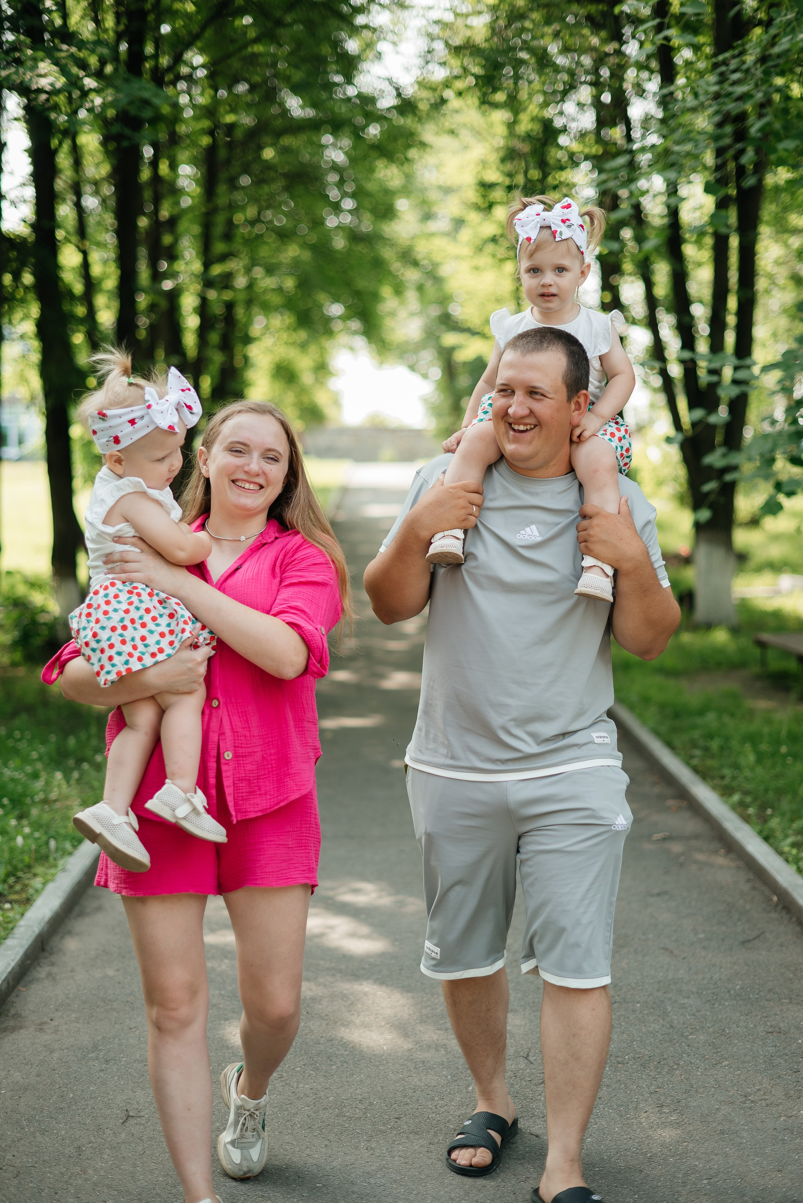 Семейная фотосессия на природе. Свадебный, семейный и школьный фотограф в Бийске Ксения Мамаева