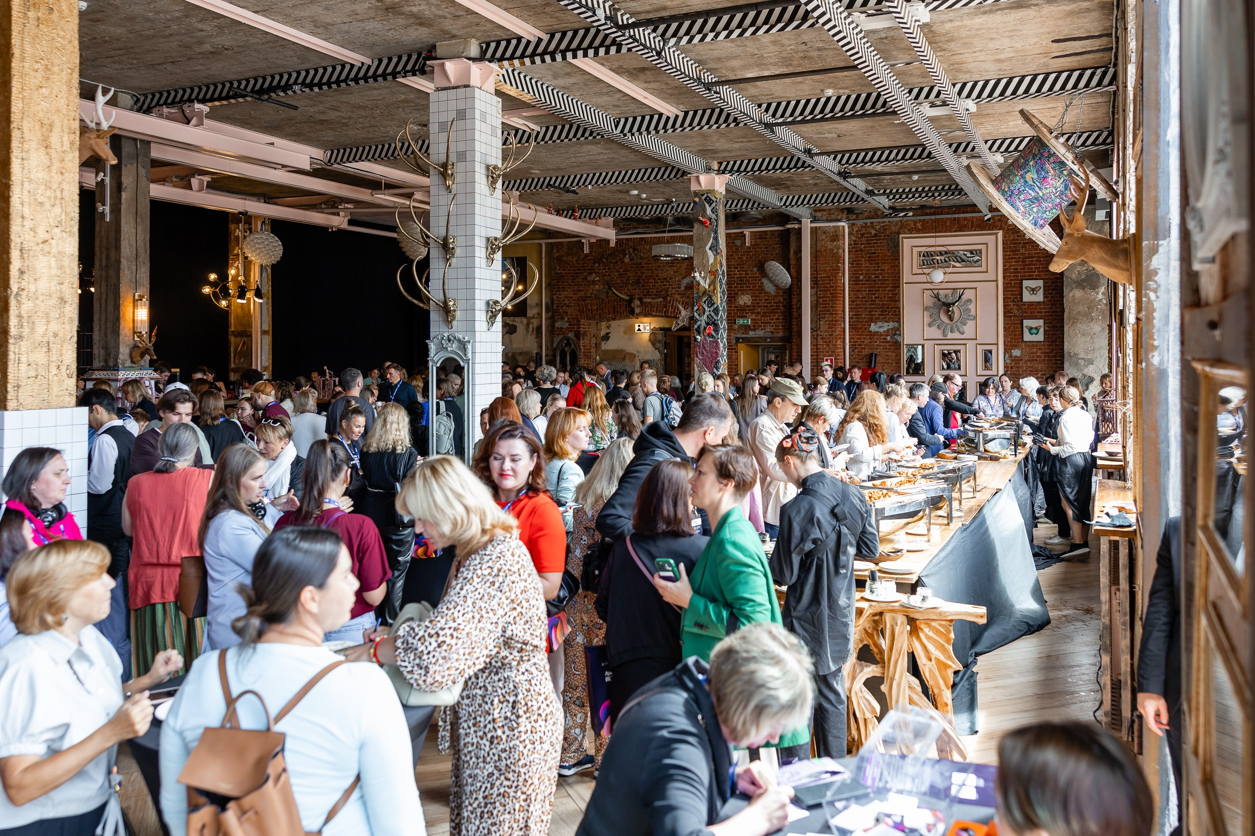 Форум «Креативный Петербург». Фотограф в Санкт-Петербурге — Сергей Петров