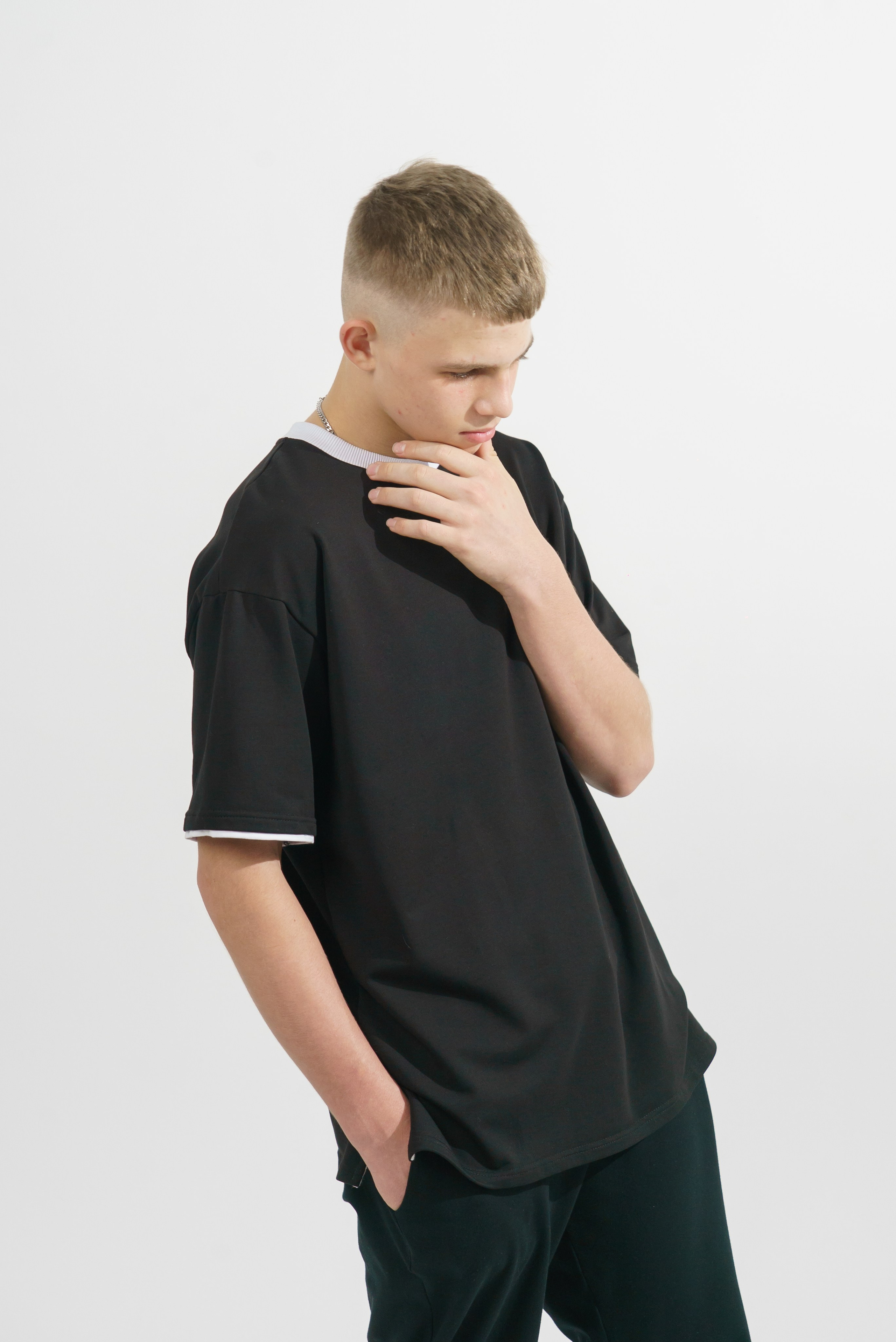 Предметная фотосъемка одежды для Wildberries и Ozon — бренды Краснодара. Фото и видеосъемка одежды для маркетплейсов Ozon, Wildberries. Шедевры для Вас! Фотограф и Видеограф в Краснодаре Пахиев Руслан