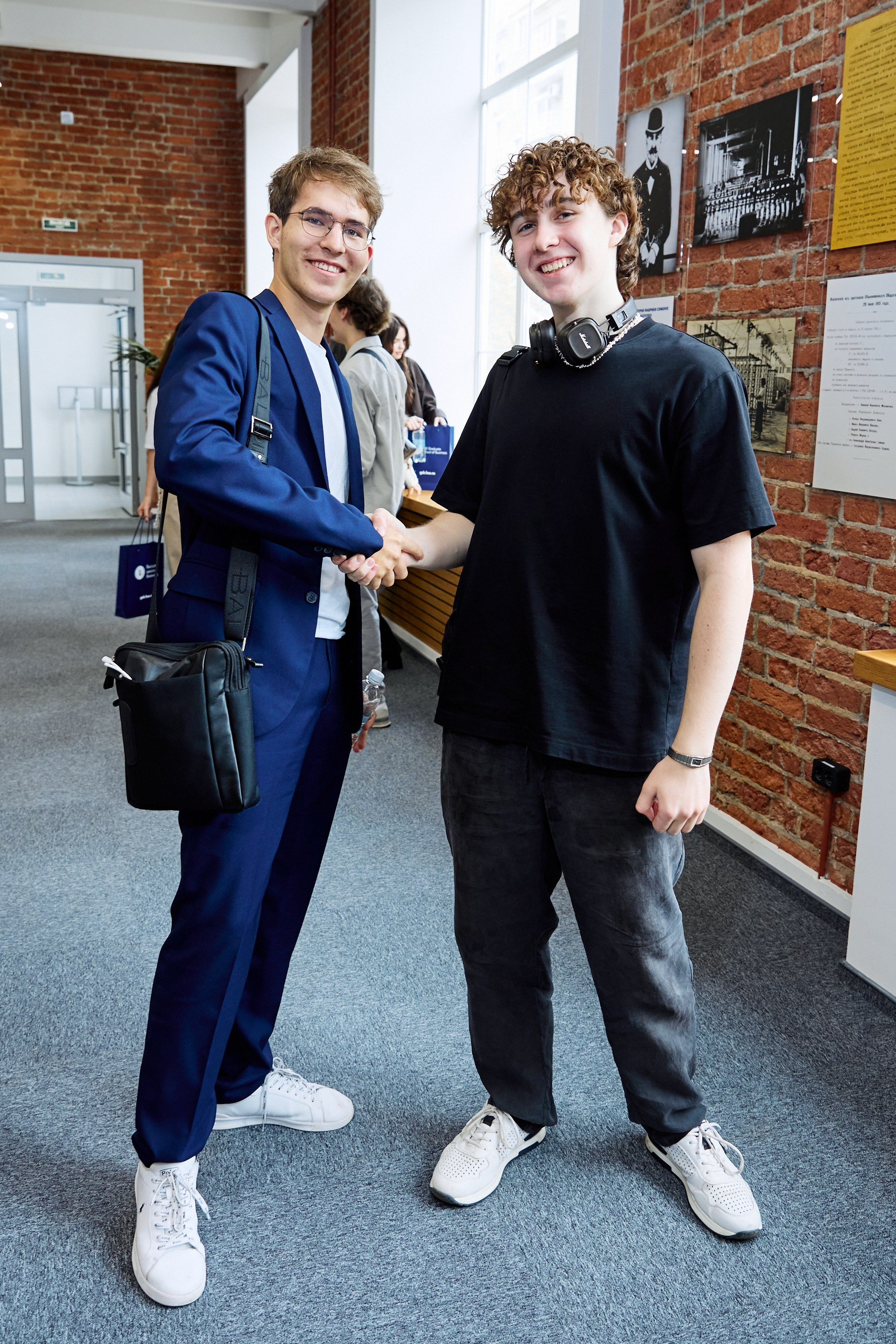 День знаний ВШБ 2025. Фотограф Иван Косарев