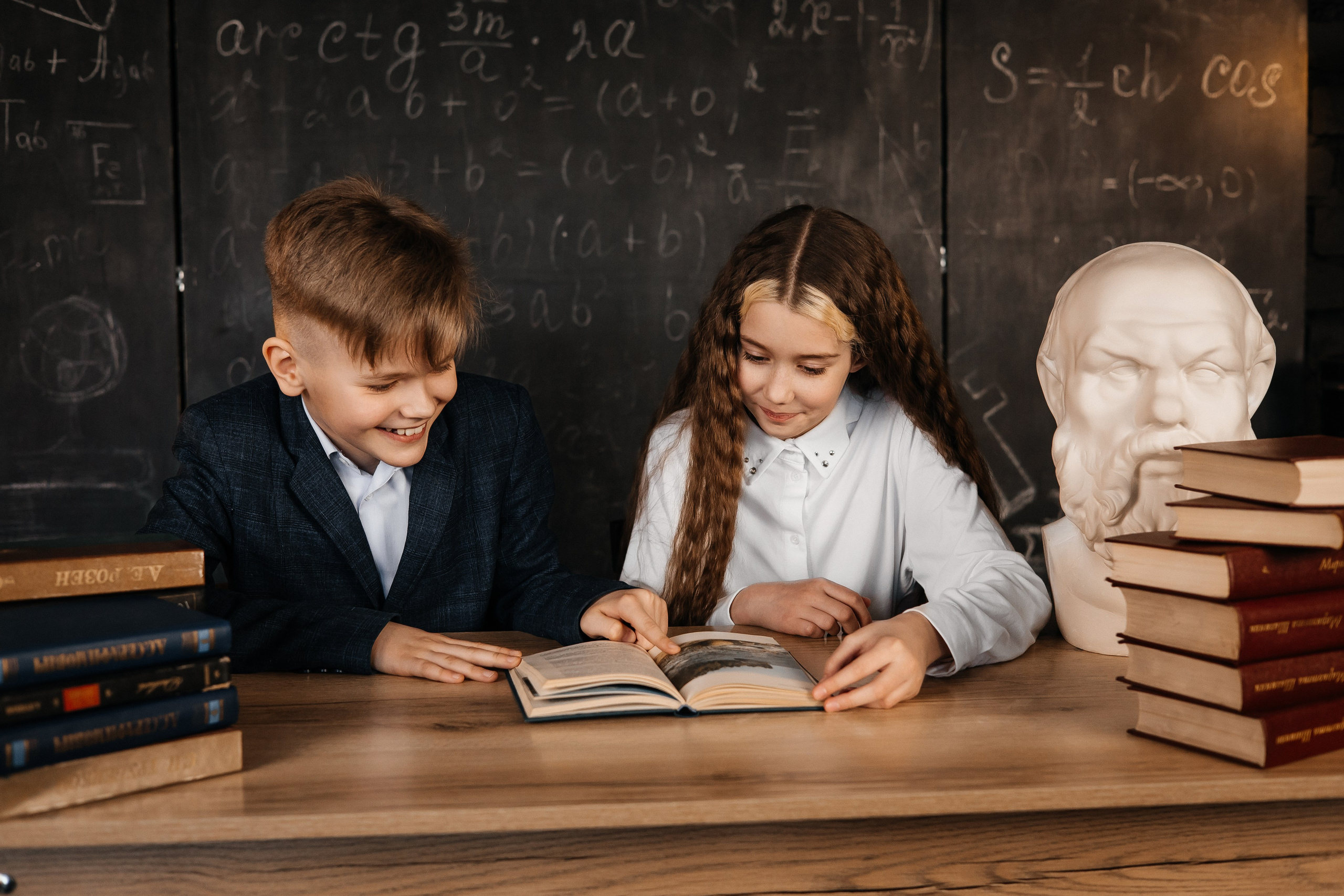 Школьники. Гарутис Лидия профессиональный фотограф в Чите