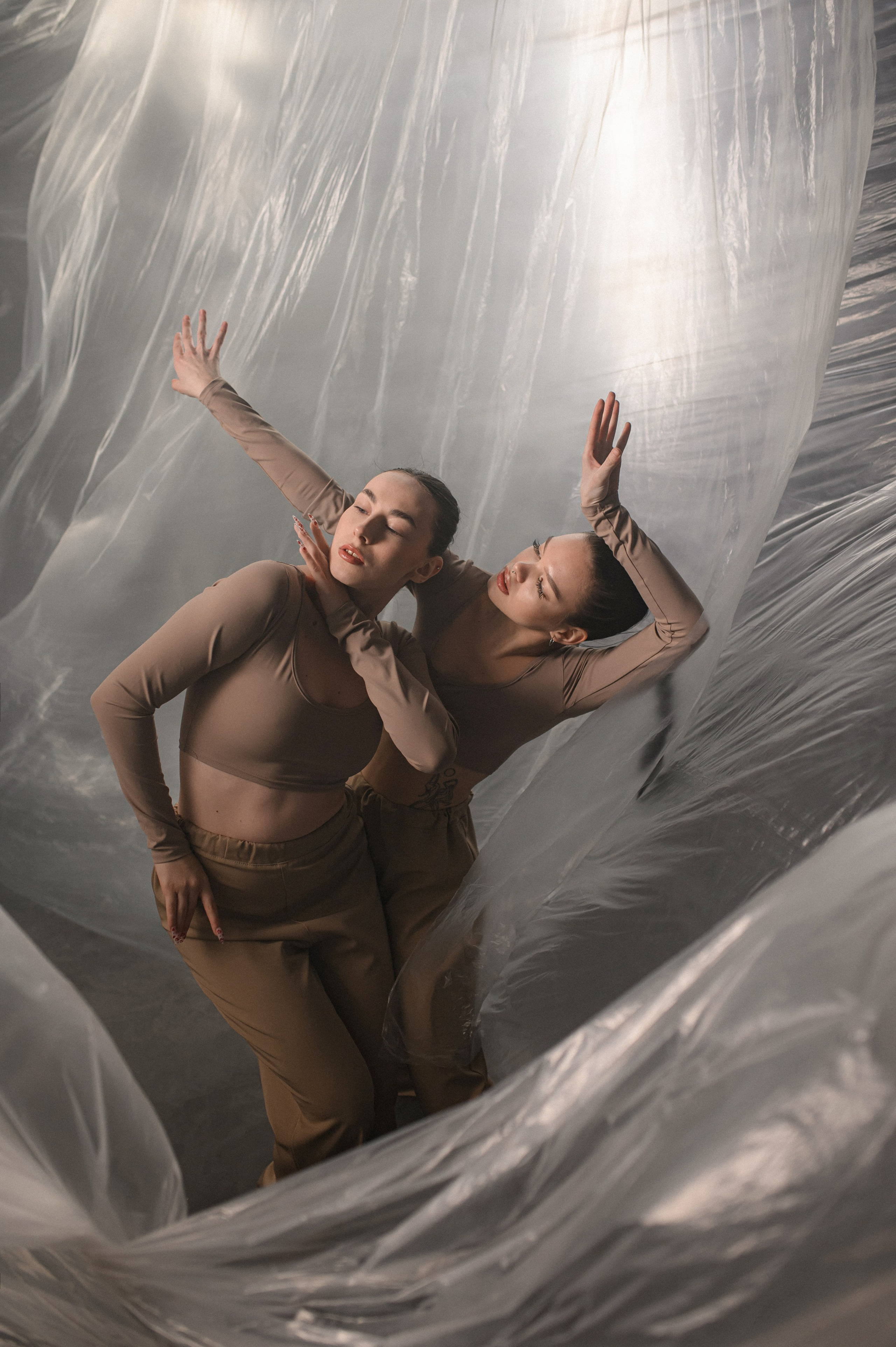 Алина и Вика. Www.ostermiller.ru