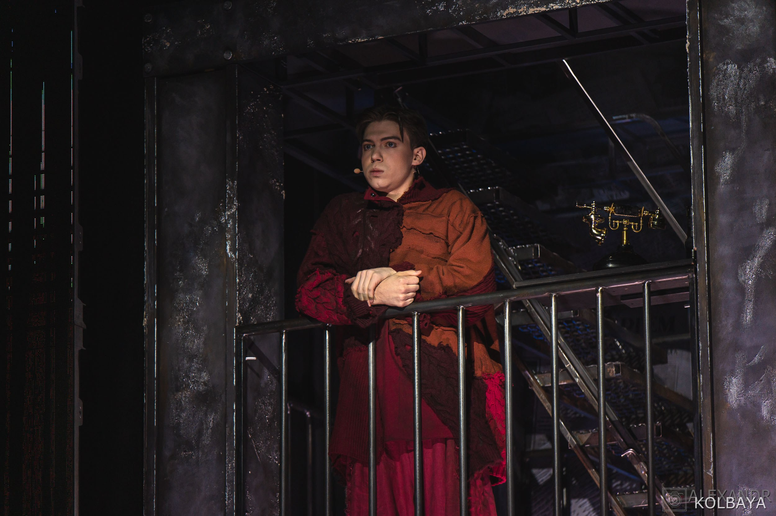 Фотографии со спектакля «Однажды в городе N». Концертный и театральный репортажный фотограф в Москве Александр Колбая