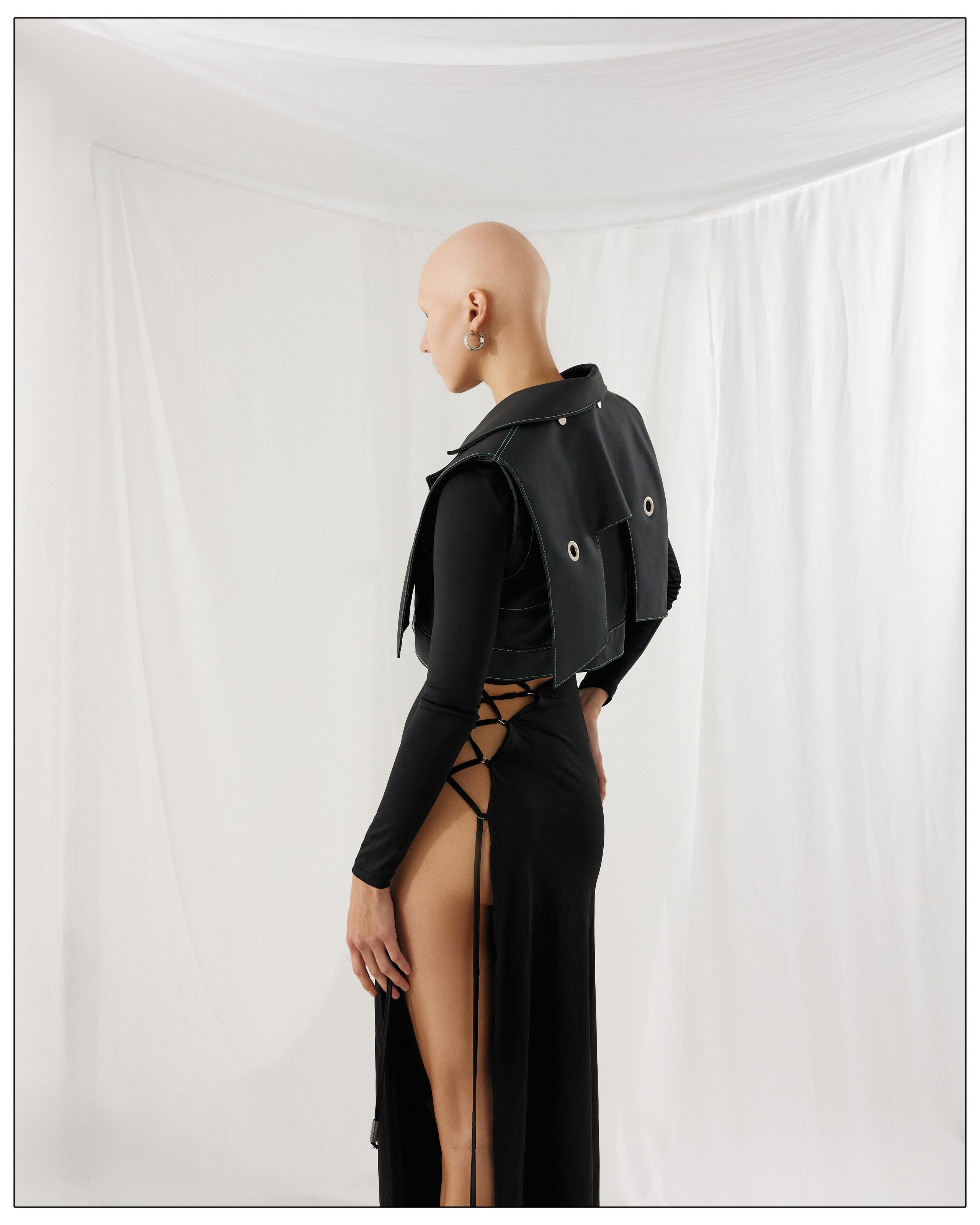 KORZUN. Влада Зюзина — adalwzet posmotri — коммерческий фотограф в Москве — портретный фотограф, фотограф для брендов