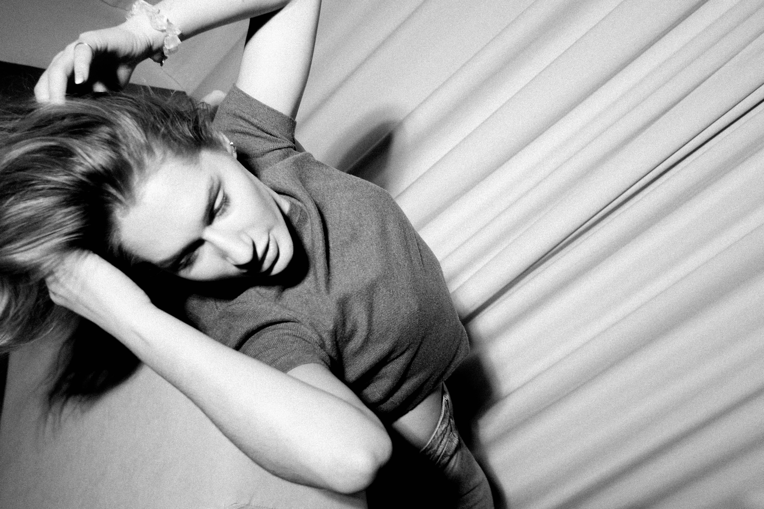 Female portrait. AI — artist | Documentary Photographer St. Petersburg, Milan