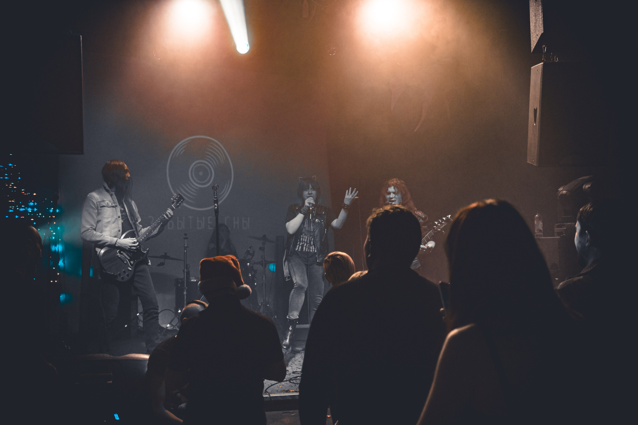 Забытые сны. Рок-ёлка, клуб-галерея Эрмитаж. 21.12.2024. Фотограф Регина Крикунова г. Красноярск