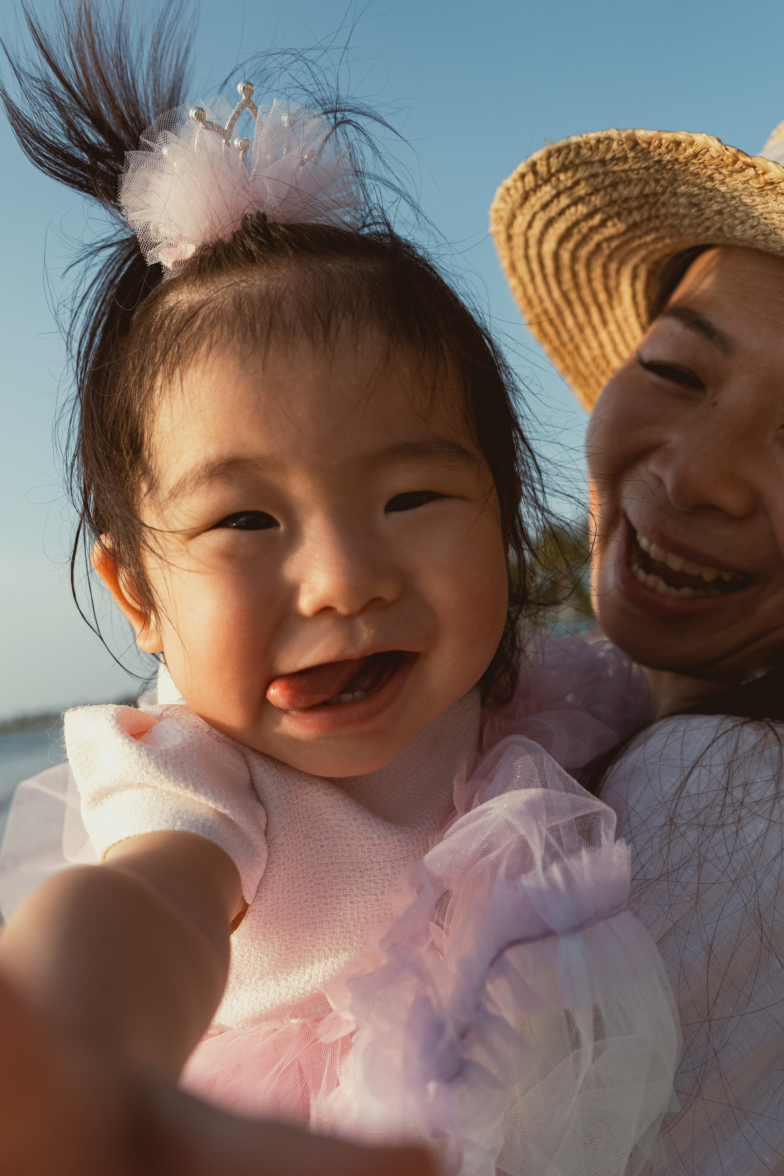 Семейная фотосъёмка на Пхукете – тепло, искренность и любовь вашей семьи на фотографиях. Ян Долматов — фотограф, видеограф и продюсер на Пхукете, Таиланд