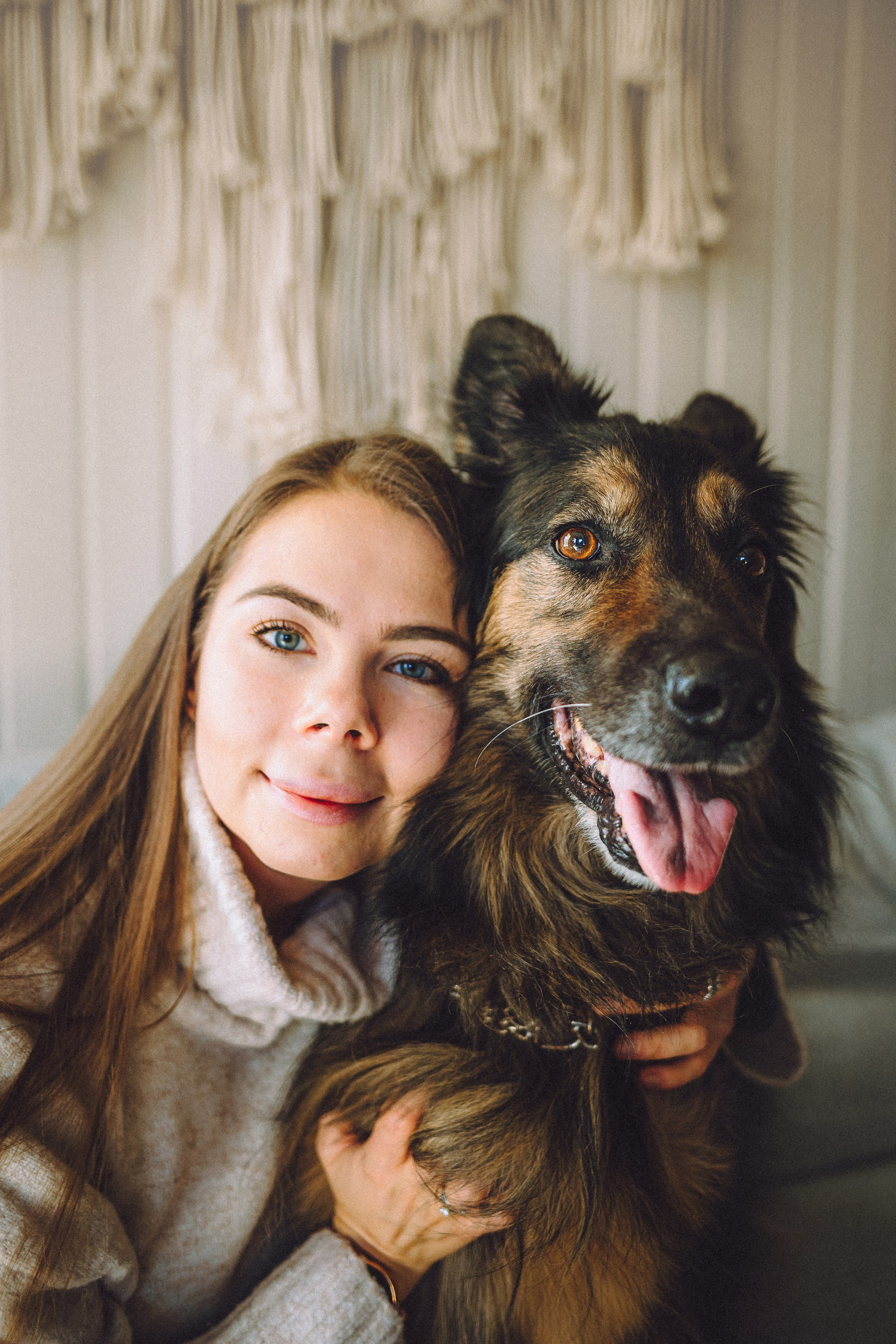 Плюш, Айса и их семья