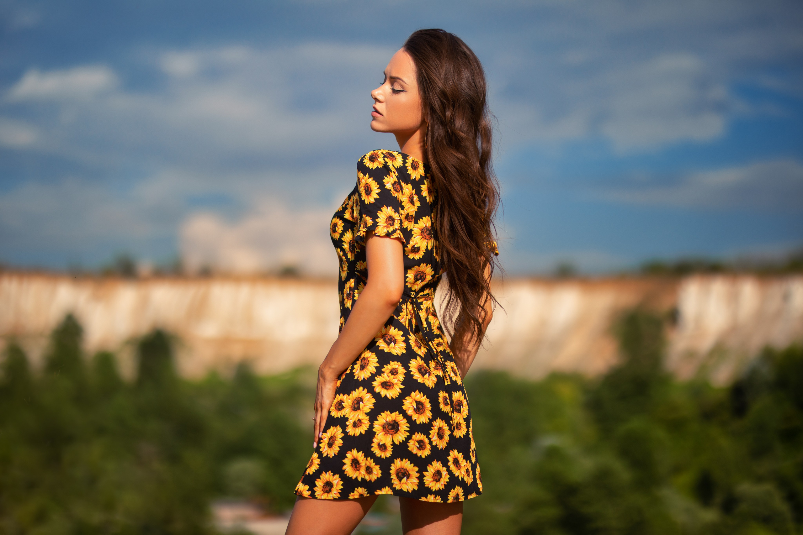 Летняя съемка с Екатериной на природе в парке Белый Колодец в формате для «себя»