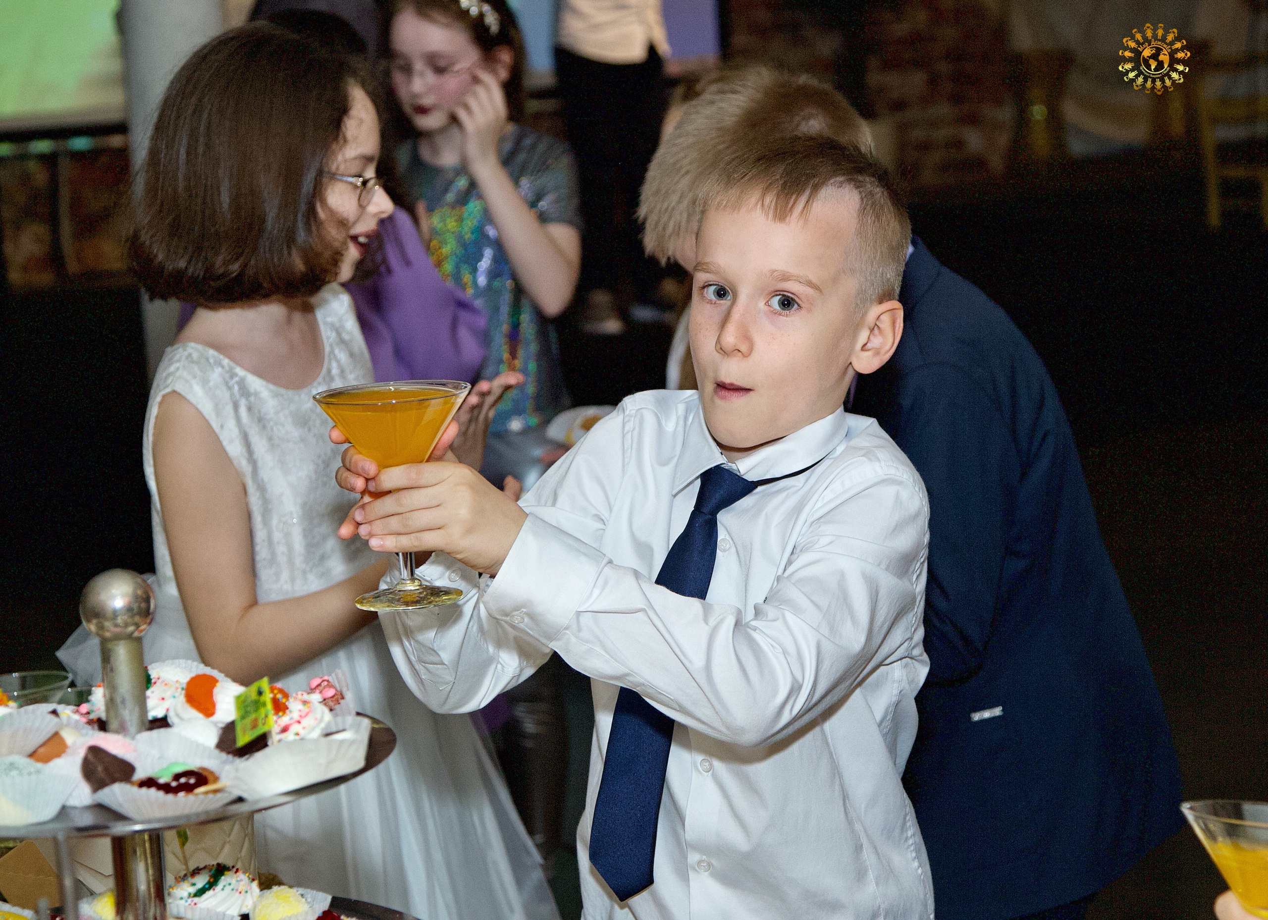 Выпускной 2023 (4-й класс, ММШ). Клуб Royal. Москва. Репортажная съемка в Москве и области. Анималистика