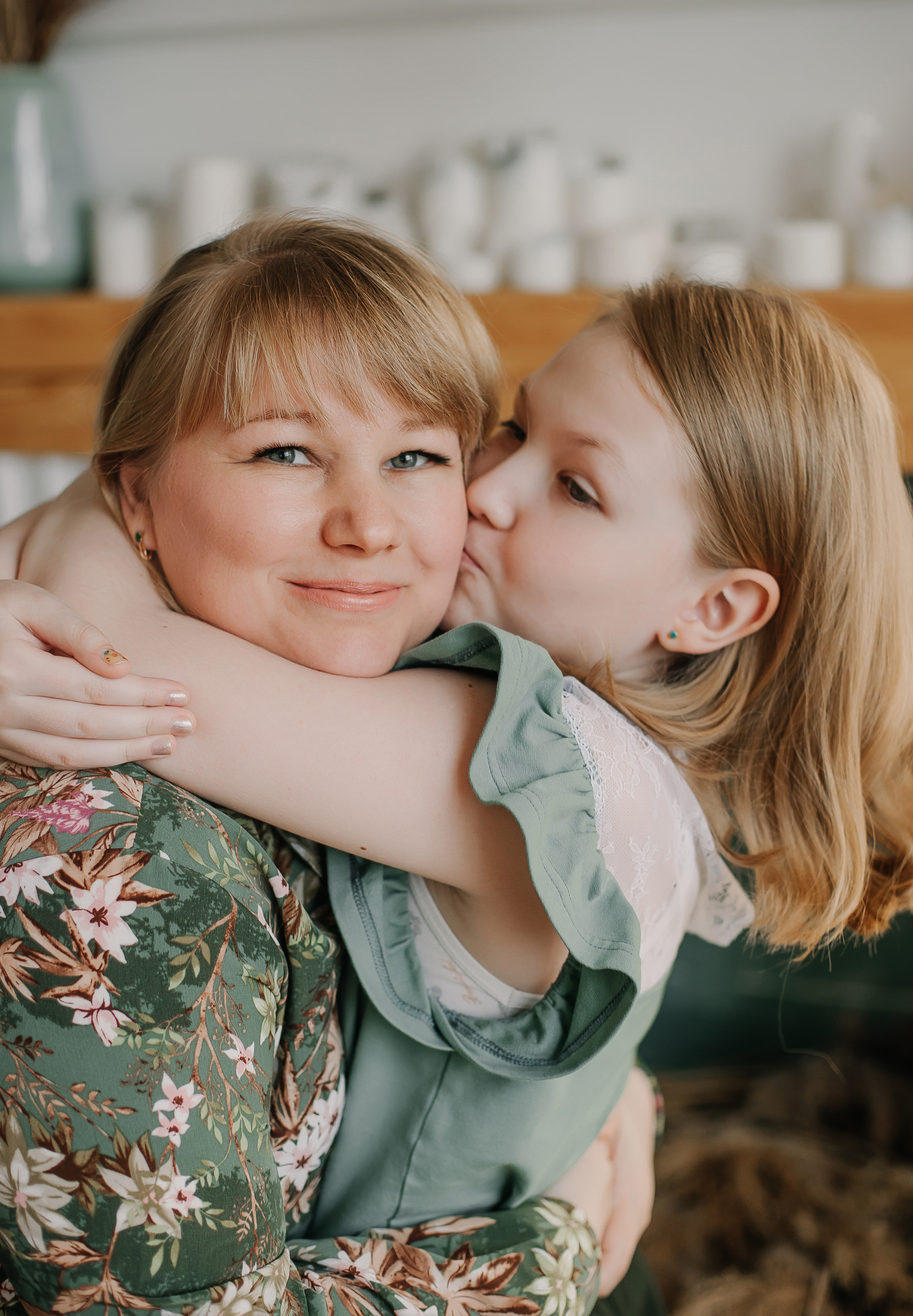 Александра и семья. Студия ГОА. Женский и семейный фотограф в Краснодаре Яна Теплая