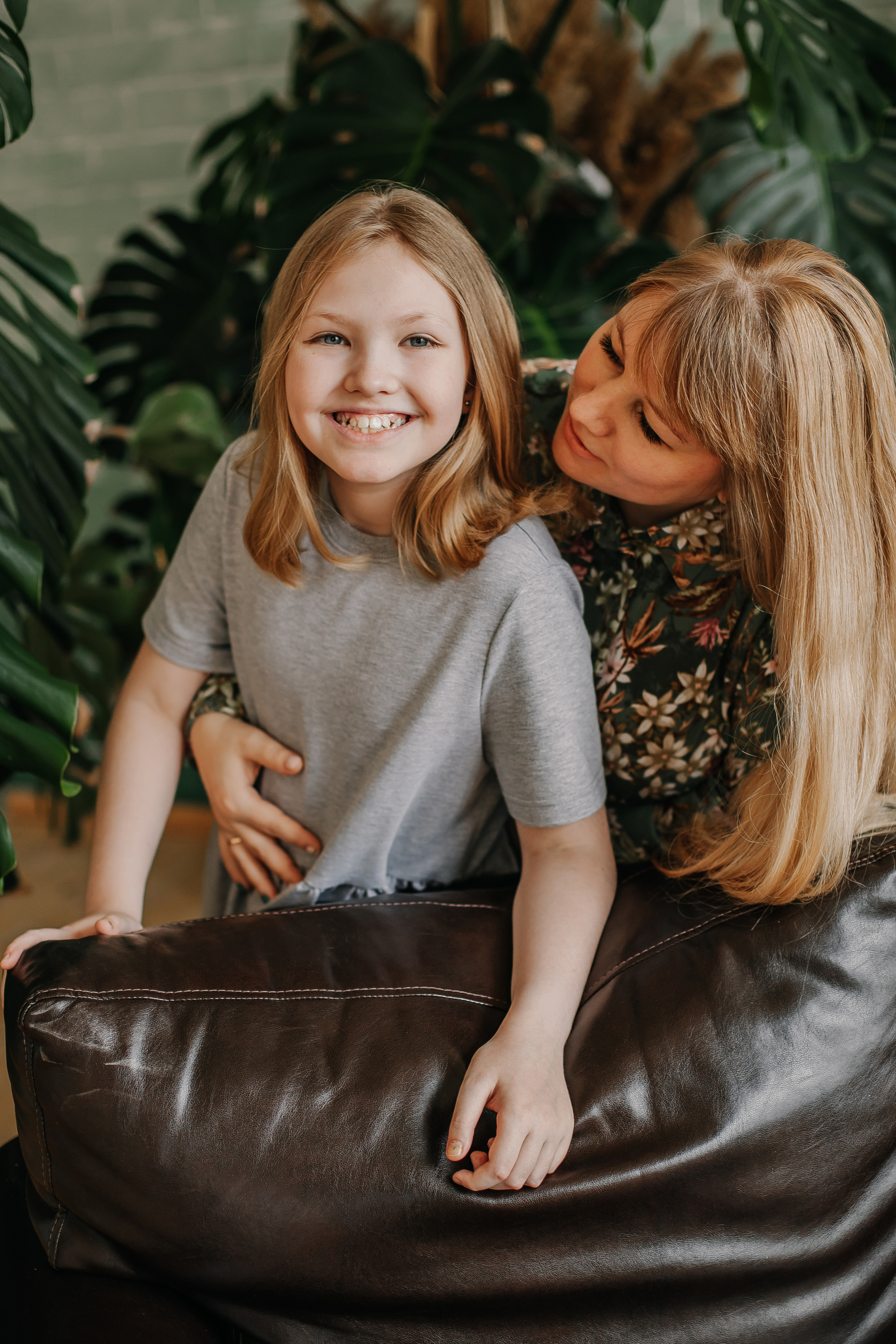 Александра и семья. Студия ГОА. Женский и семейный фотограф в Краснодаре Яна Теплая