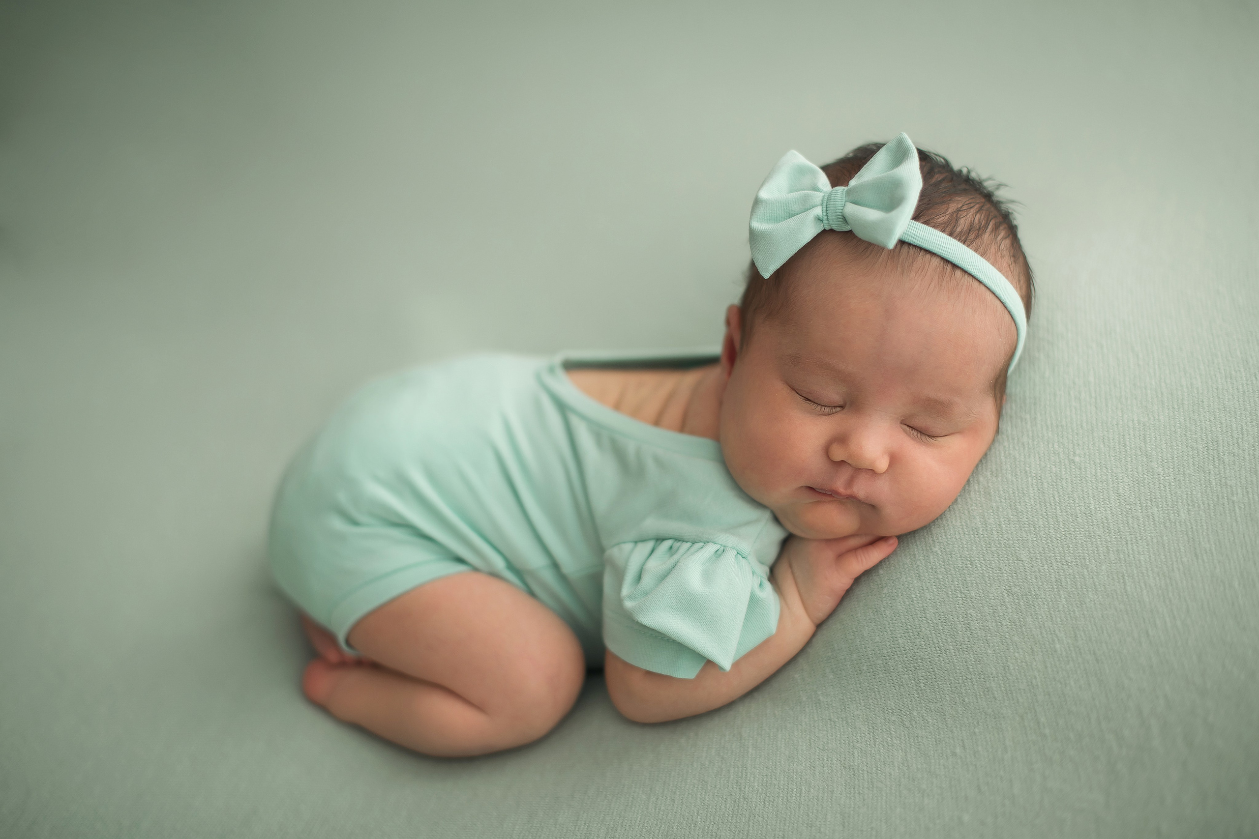 Новорожденные малыши владивосток. Детский и семейный фотограф Елена Новоселова в г. Владивосток