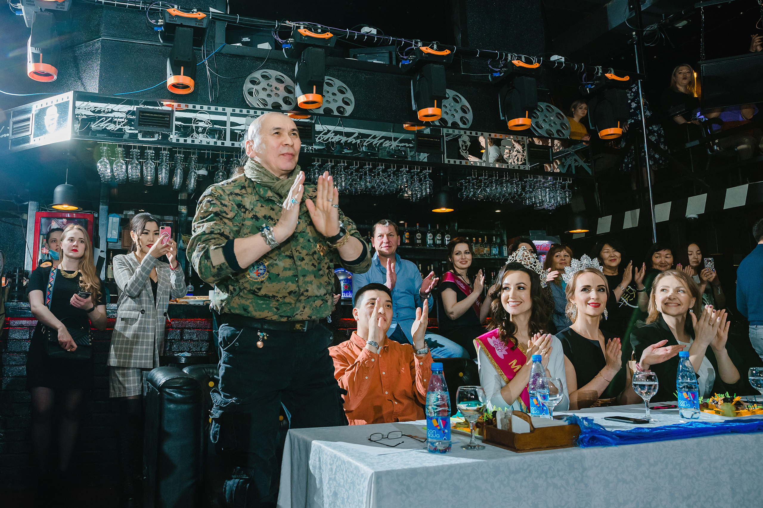 Шоу Талантов Миссис Бурятия. Фотограф и видеограф в Улан-Удэ: Аюна Габагуева и Артём Шаханов