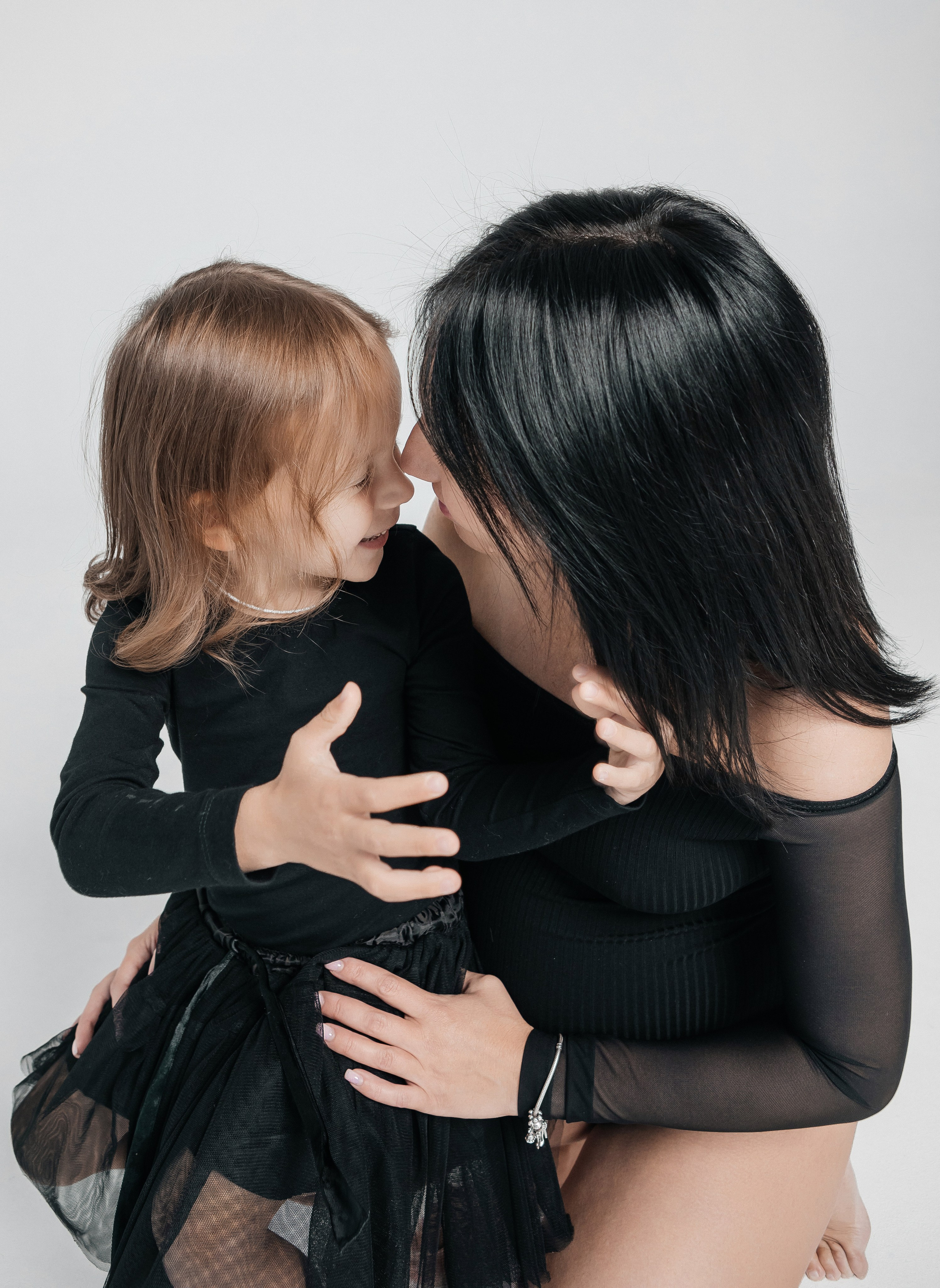 Семейная фотосессия в фотостудии. Свадебный и семейный фотограф Ибрагимова Мария из Екатеринбурга