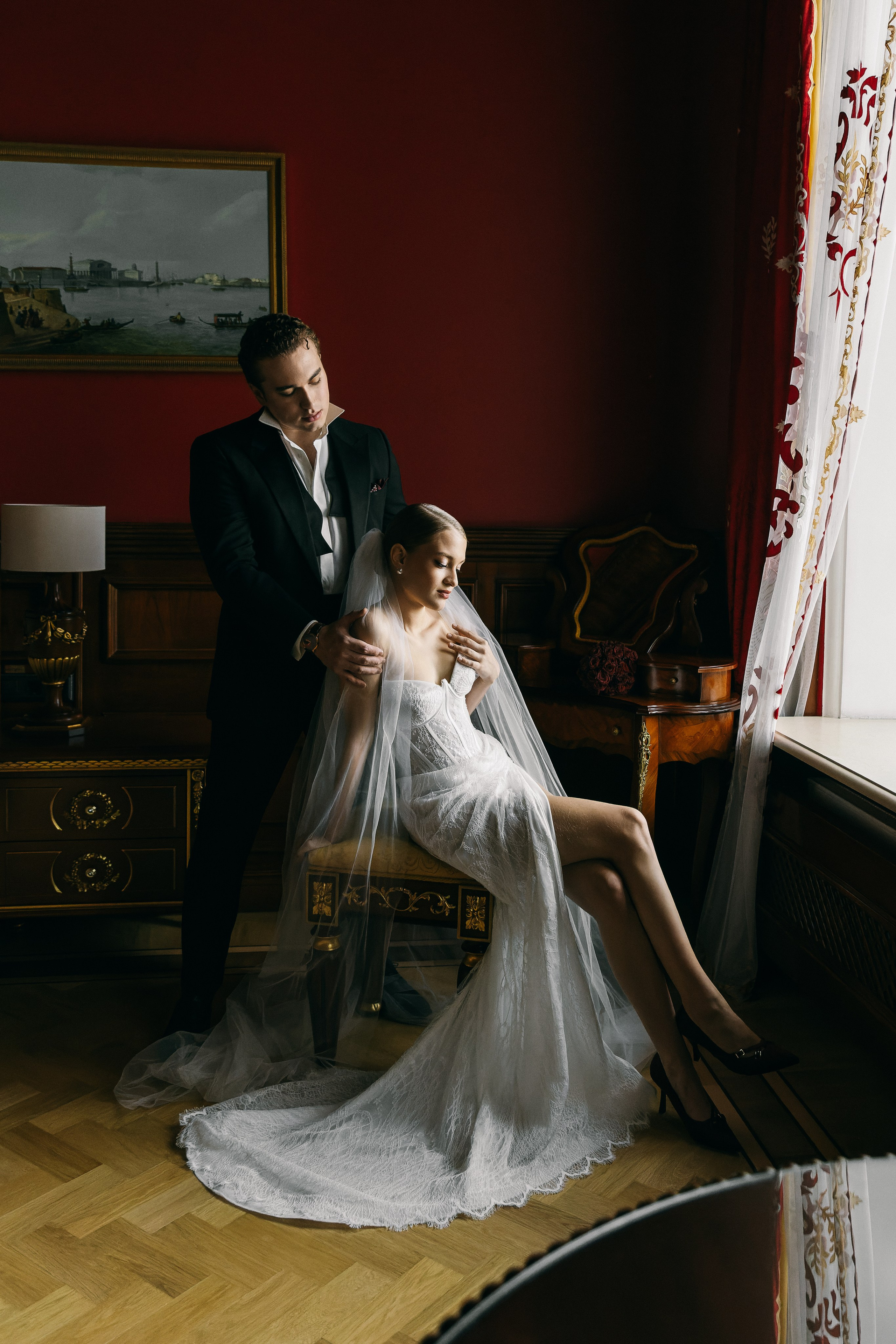 Свадебная фотосессия в отеле. Свадебный и портретный фотограф в Санкт-Петербурге Анна Демьянова