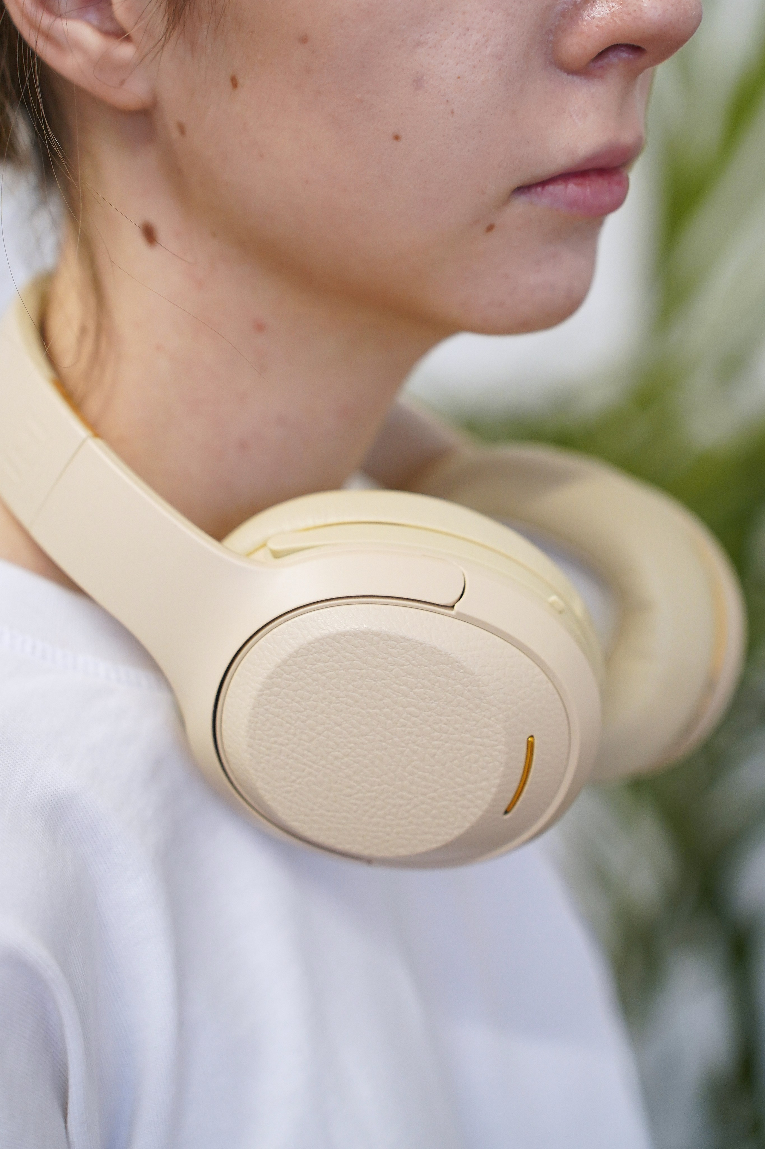 Наушники в интерьере. Фотограф