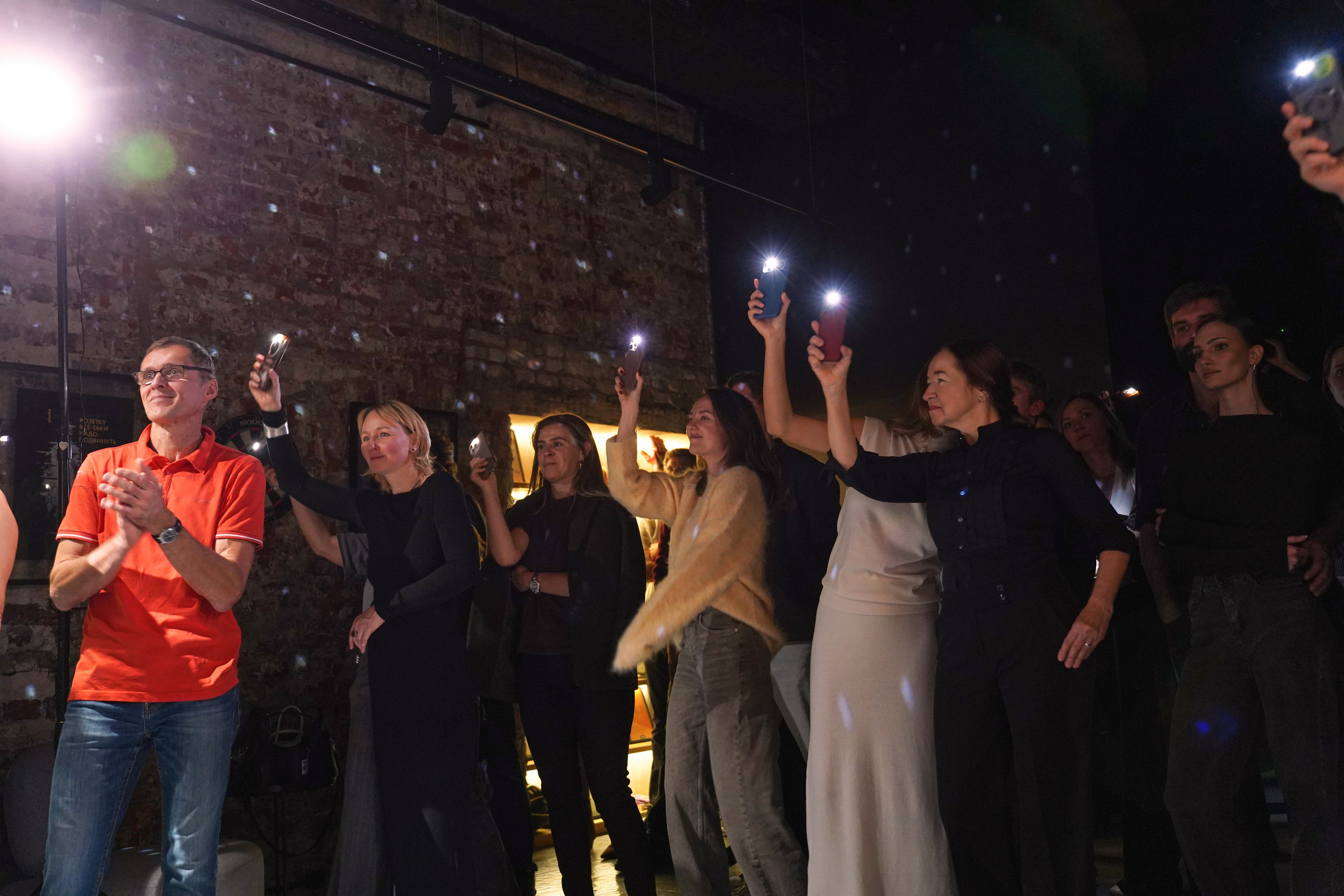 Концерт кавер группы. Фотограф