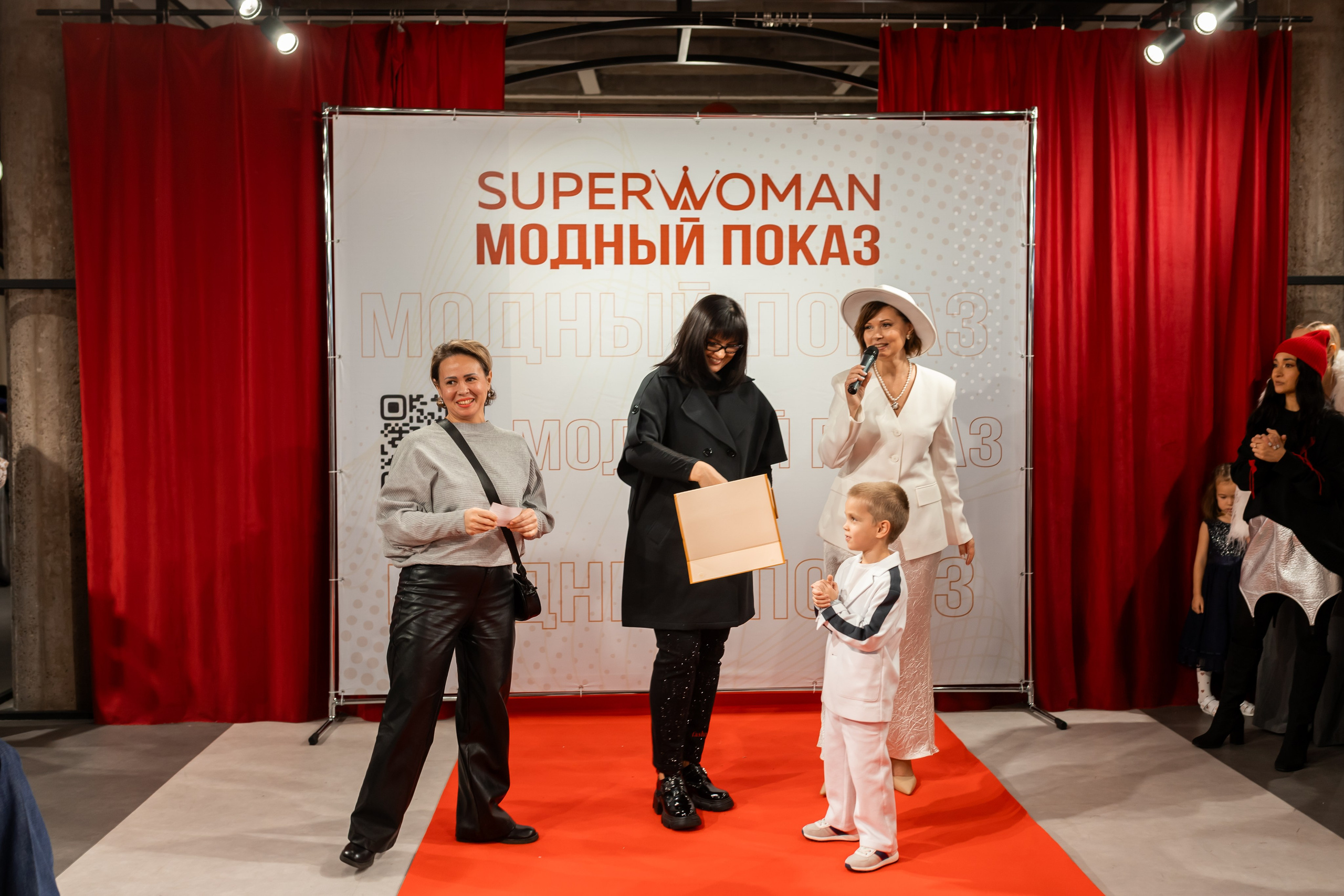 Показ проекта Super woman. Марина Шаймухаметова. Фотограф в Уфе