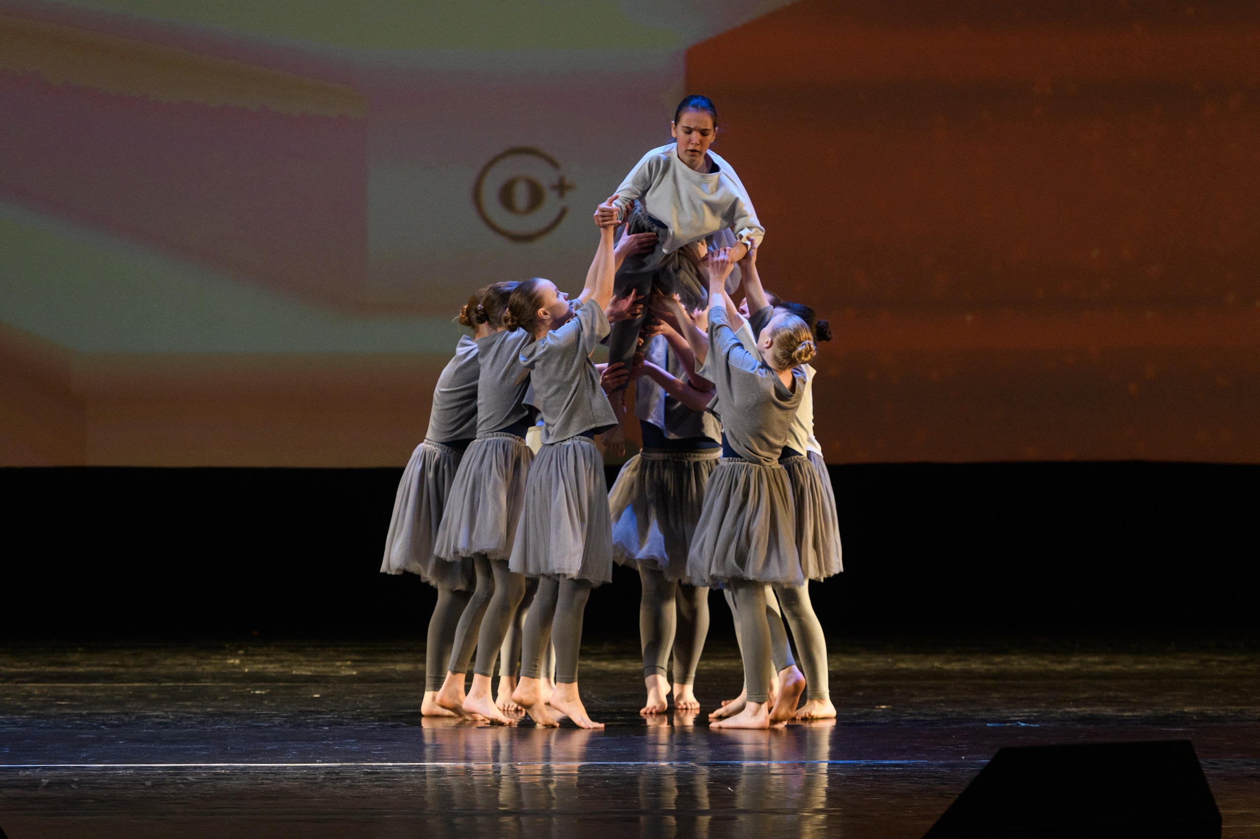 23 апреля, часть 1, БКЗ Октябрьский, г. Санкт-Петербург. Золотое яблочко