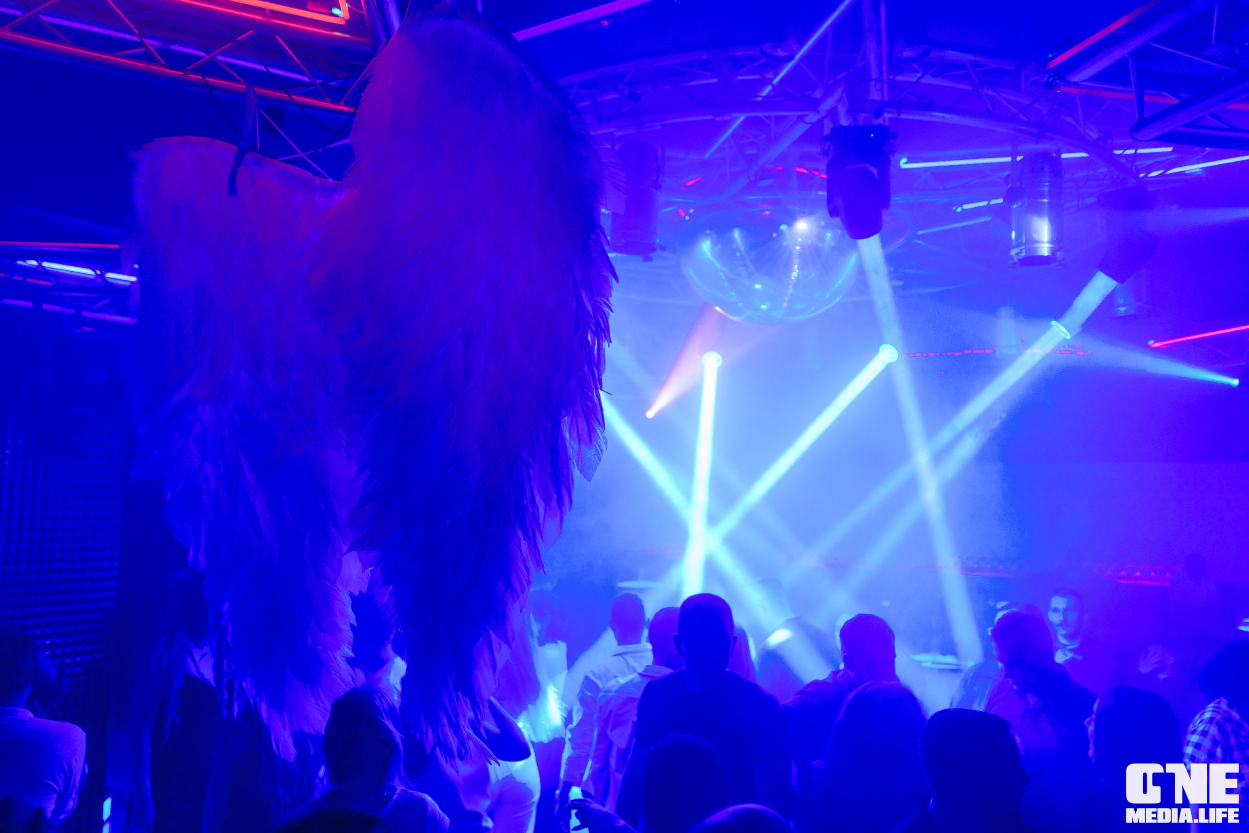 Фоторепортаж из Планеты. One Media Life: фоторепортажи, фотоотчеты с мероприятий и заведений