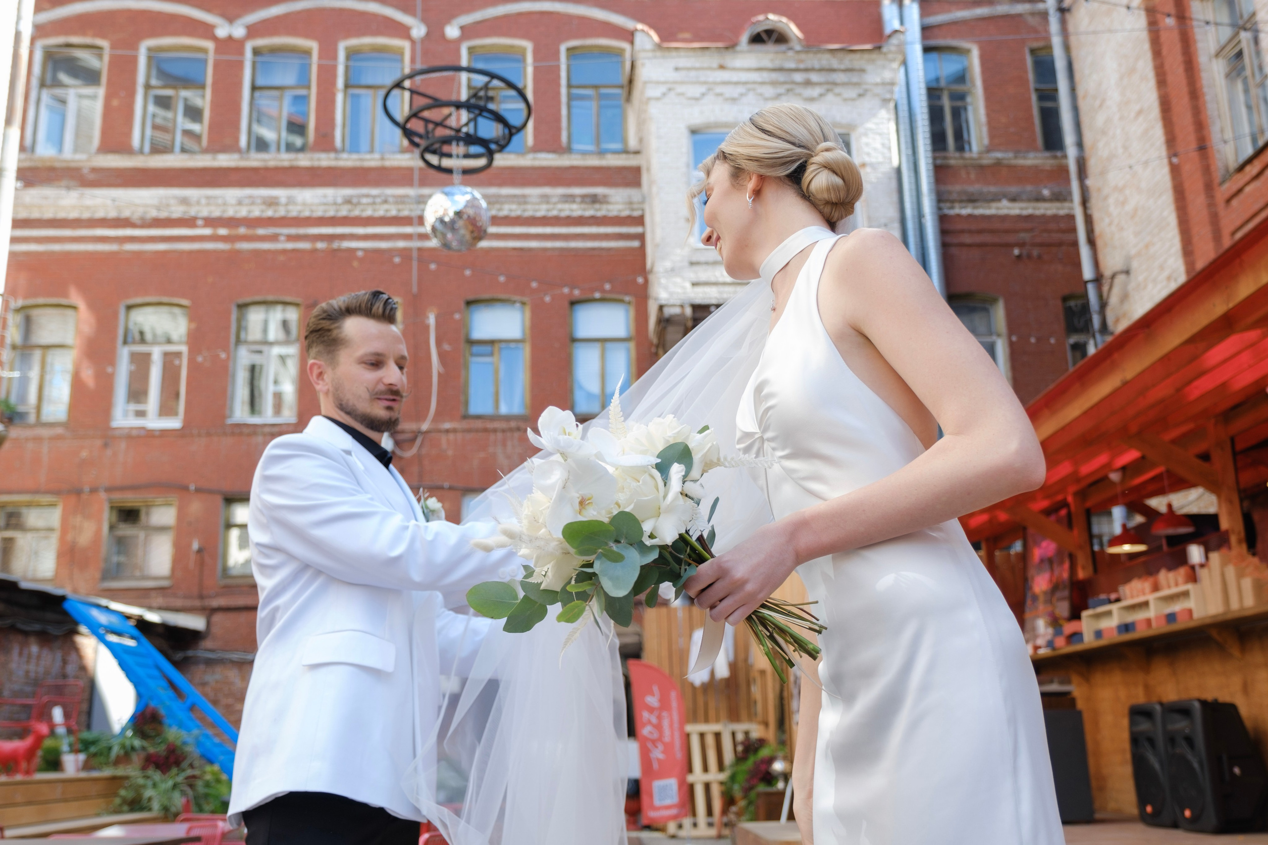 Alexander Alina. Wedding photographer