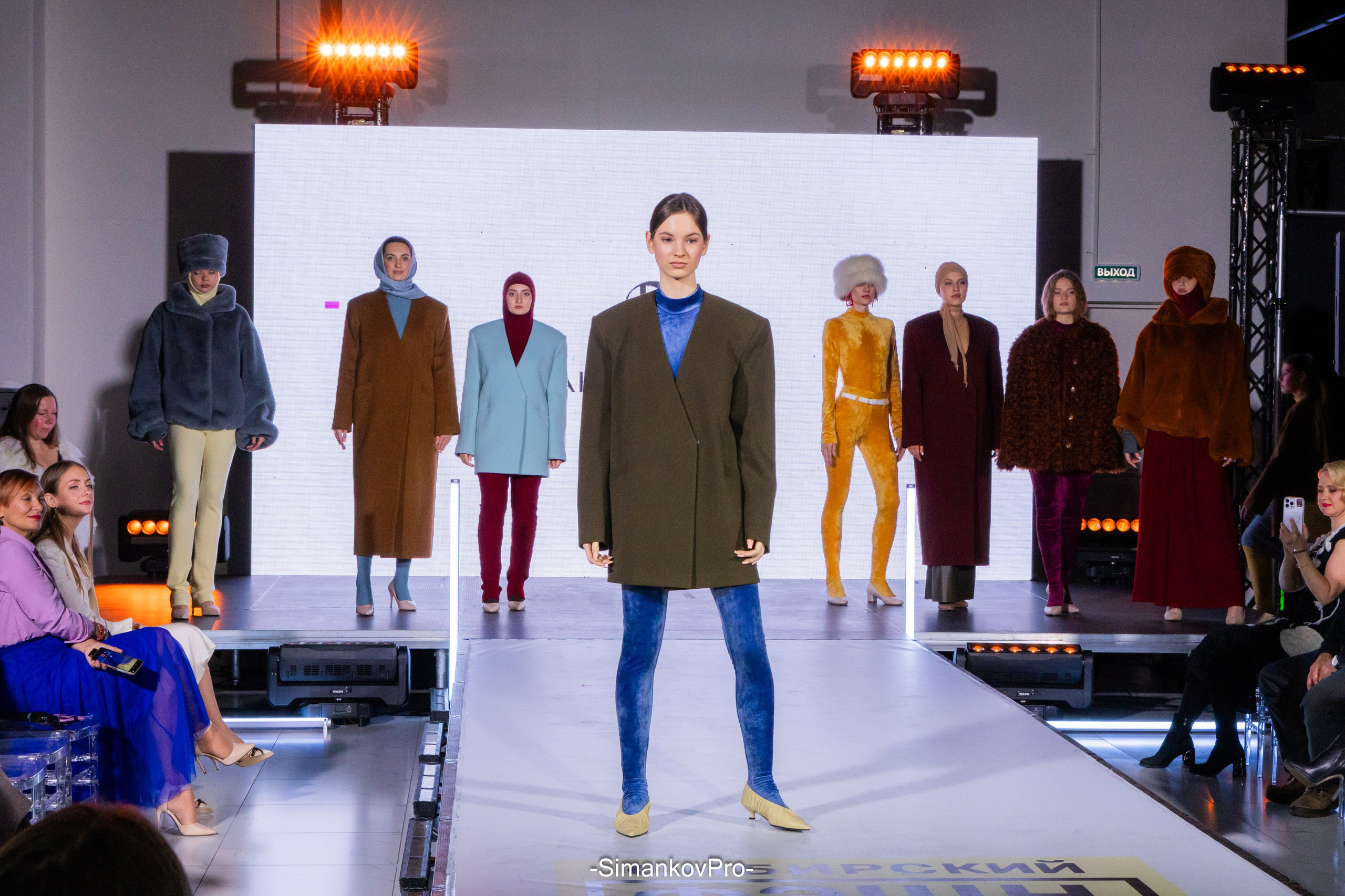 Фэшн-съёмка. Профессиональная коммерческая, промышленная и репортажная фотосъёмка для бизнеса